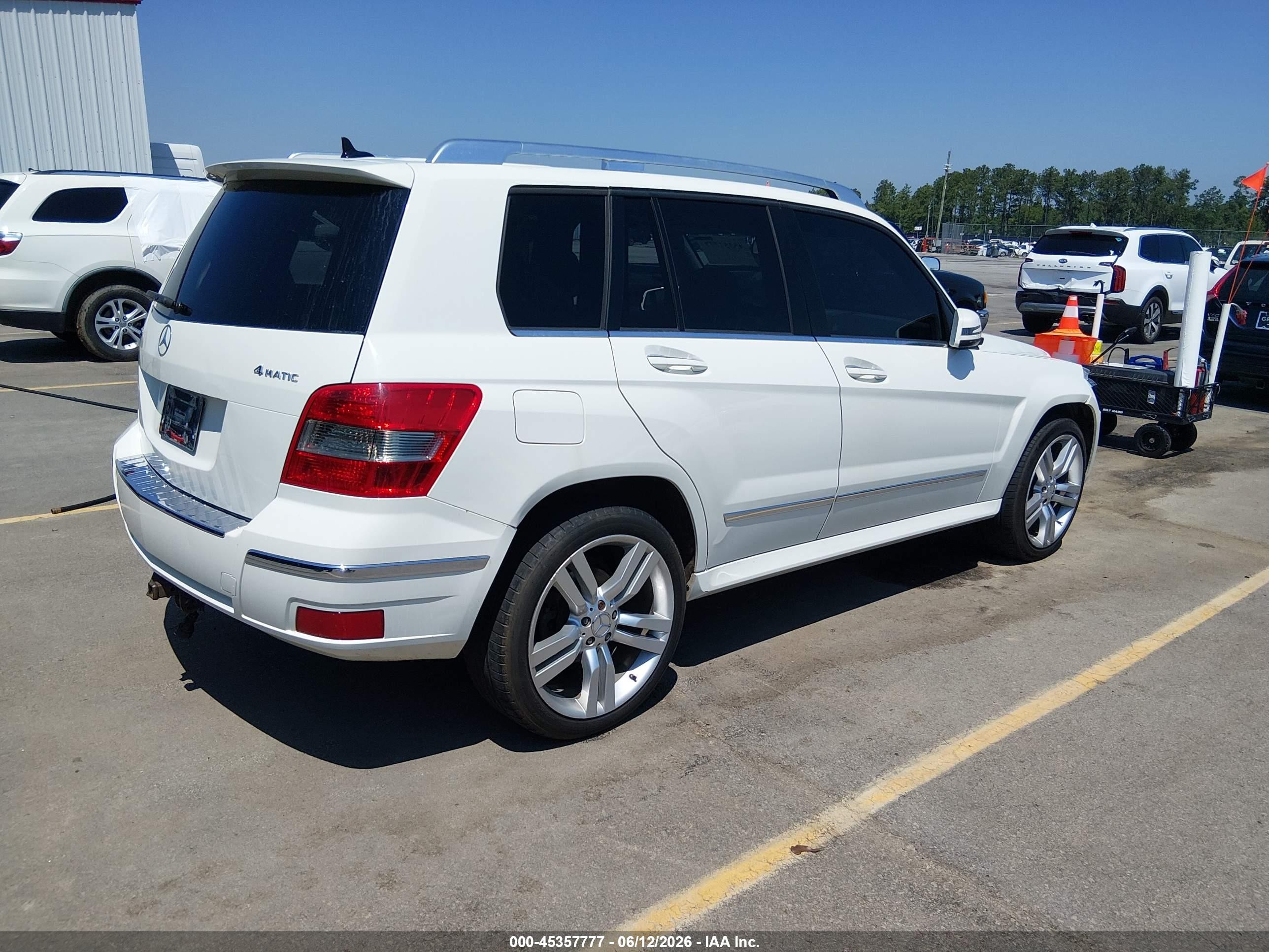 2012 Mercedes-benz Glk 350 4matic White vin: WDCGG8HB3CF888768