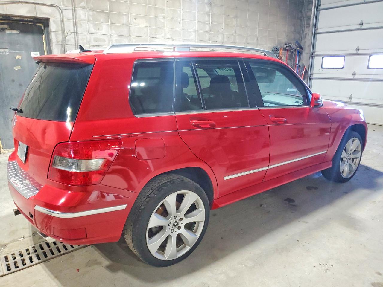 2010 Mercedes-benz Glk 350 4matic Red vin: WDCGG8HB4AF323667