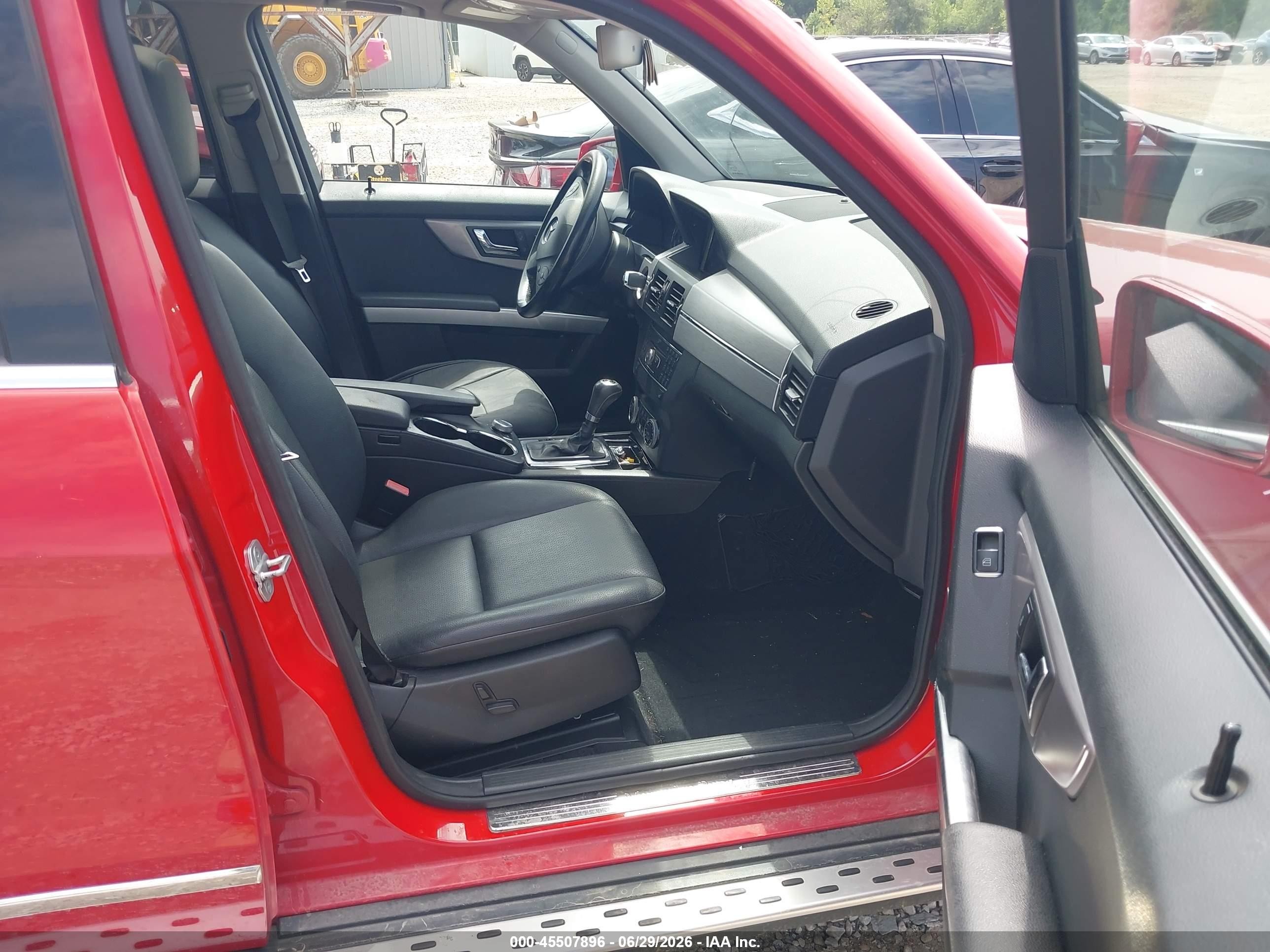 2011 Mercedes-benz Glk 350 4matic Red vin: WDCGG8HB4BF650944