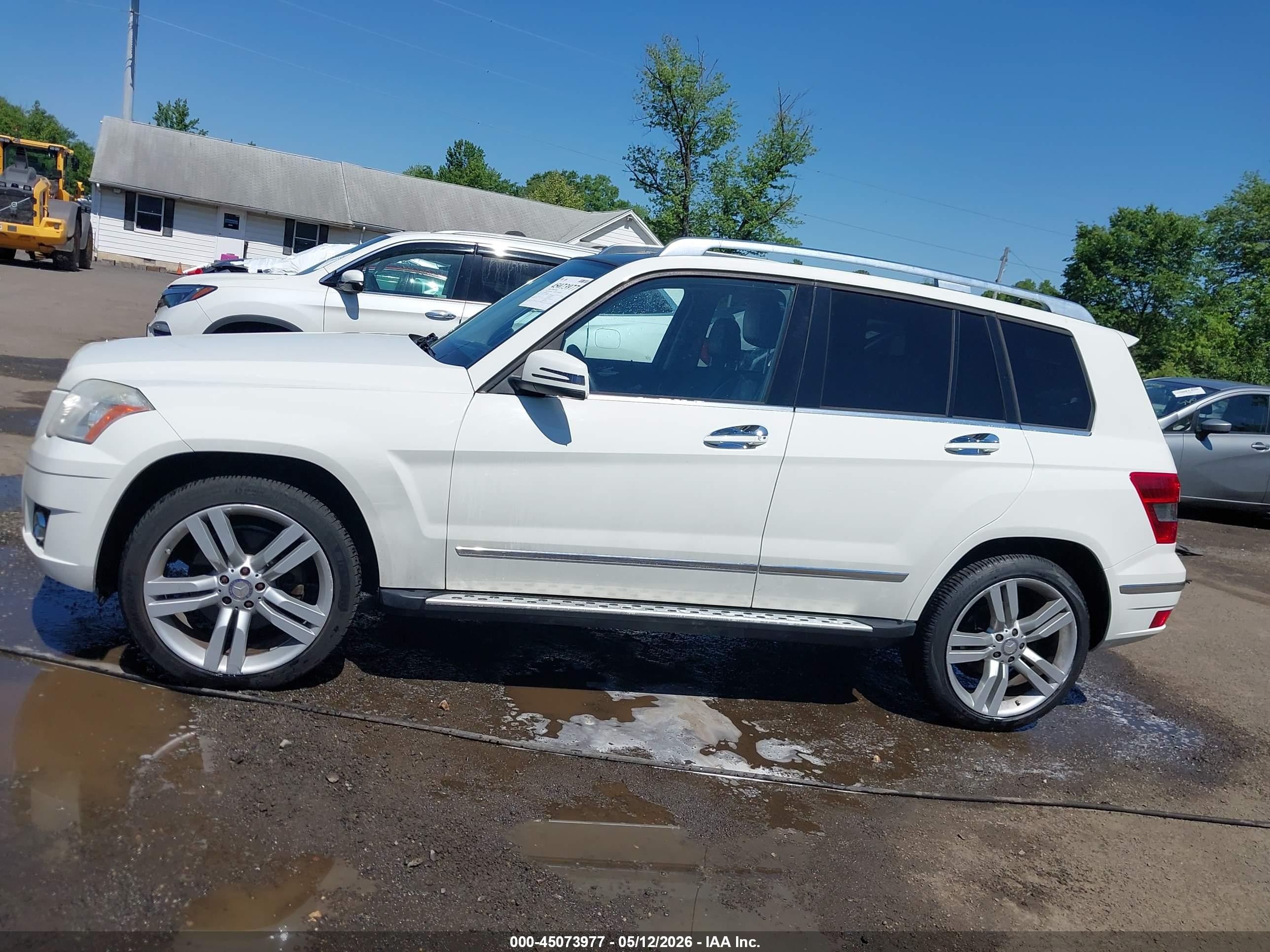 2012 Mercedes-benz Glk 350 4matic White vin: WDCGG8HB4CF846206
