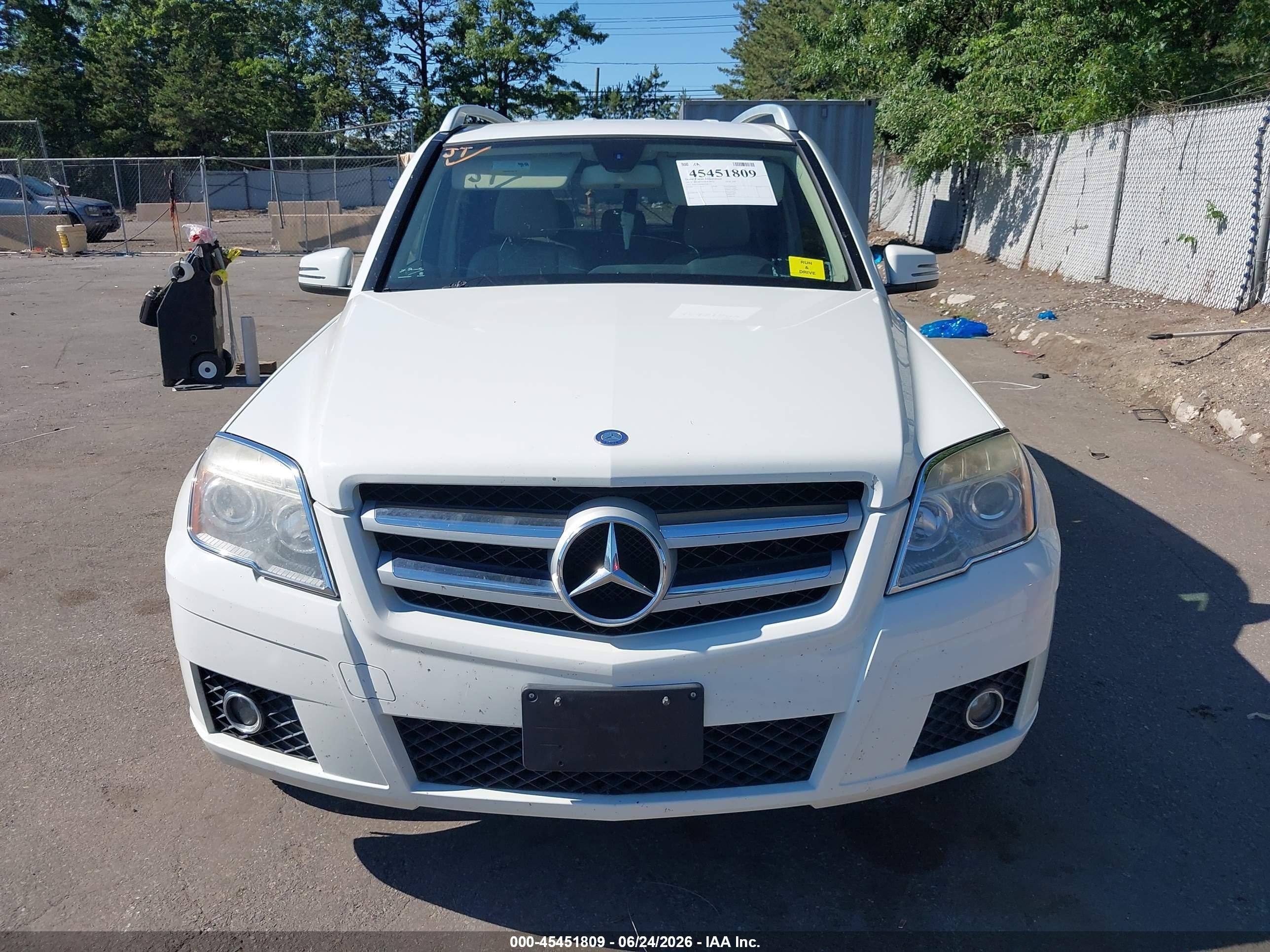 2012 Mercedes-benz Glk 350 4matic White vin: WDCGG8HB4CF887323