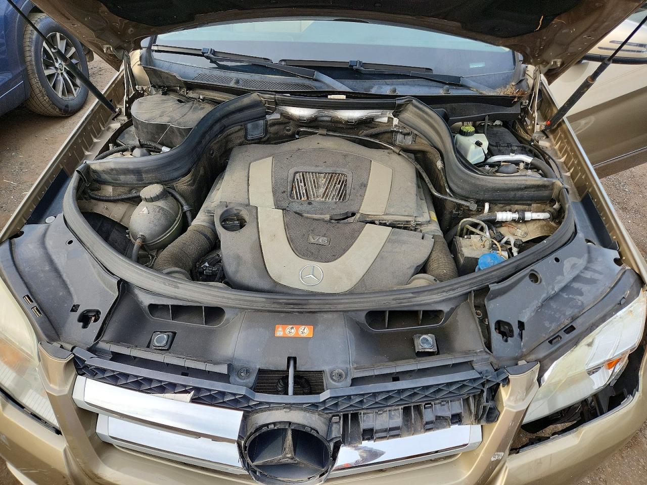 2010 Mercedes-benz Glk 350 4matic Желто-коричневый vin: WDCGG8HB5AF320731