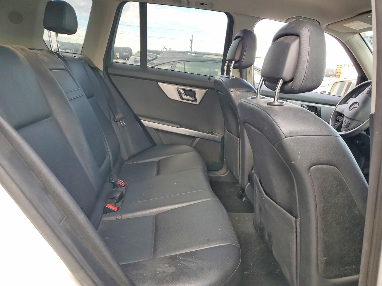 2010 Mercedes-benz Glk 350 4matic White vin: WDCGG8HB5AF322205