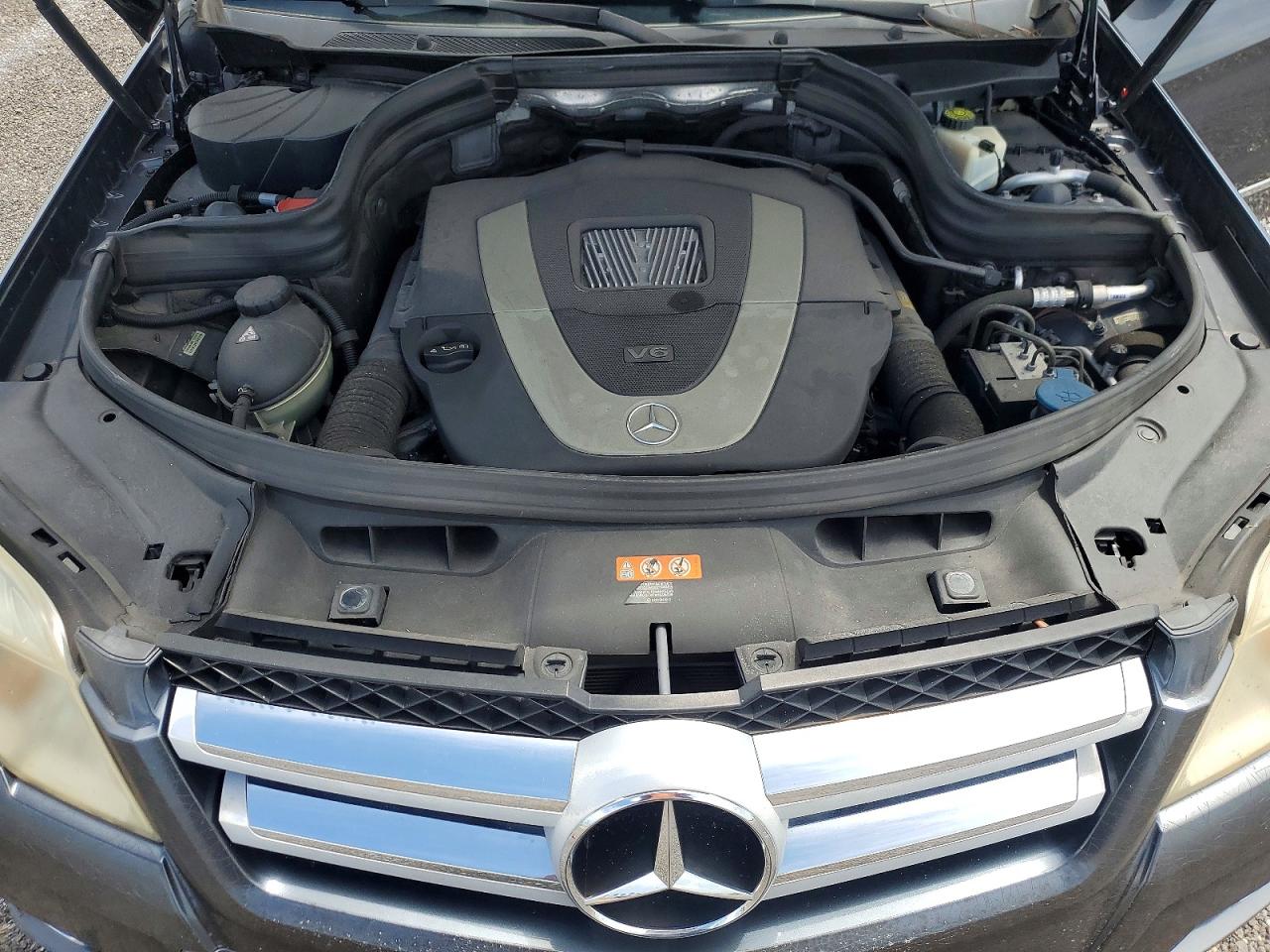 2010 Mercedes-benz Glk Gray vin: WDCGG8HB5AF335245