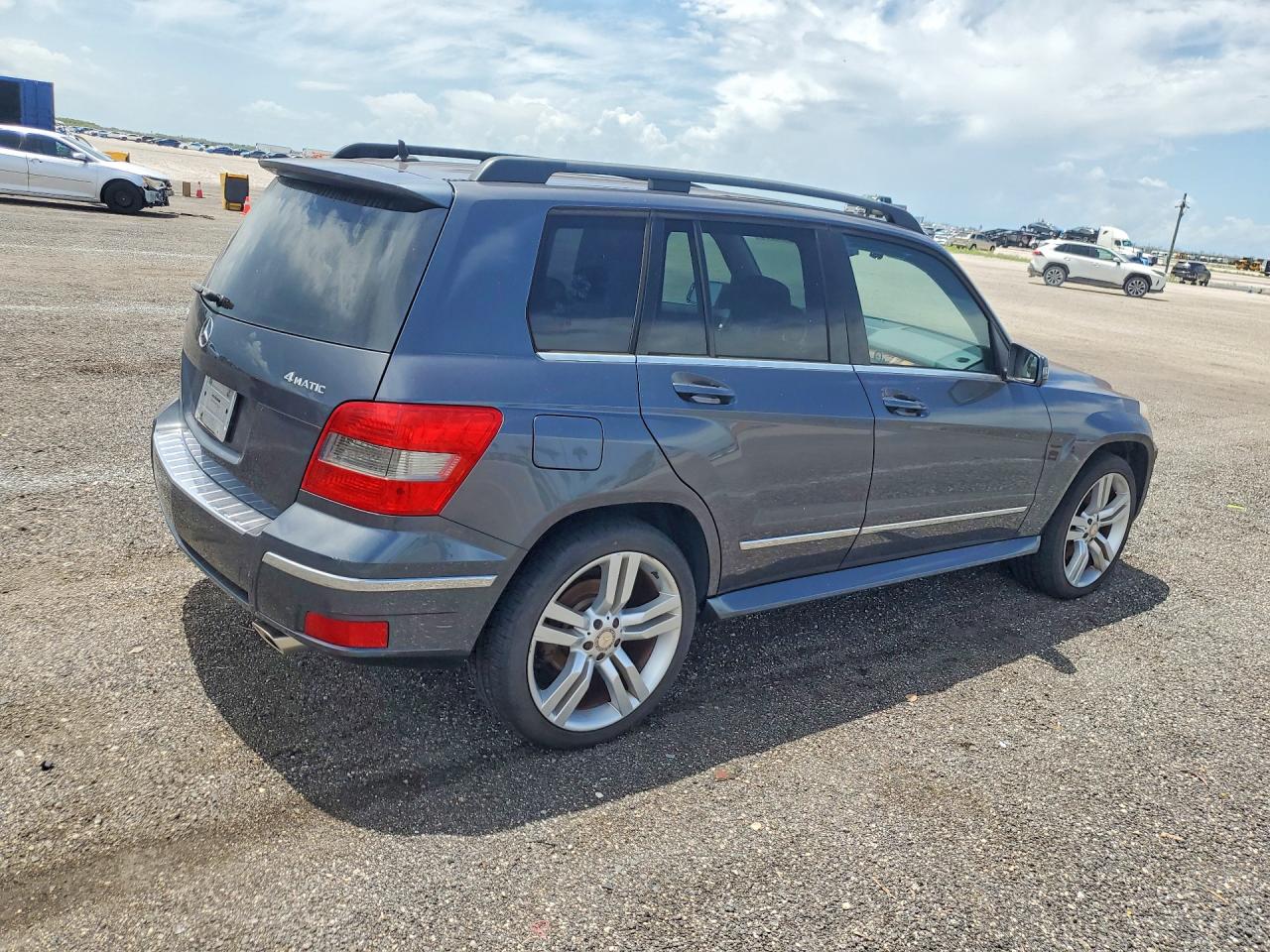 2010 Mercedes-benz Glk Gray vin: WDCGG8HB5AF335245