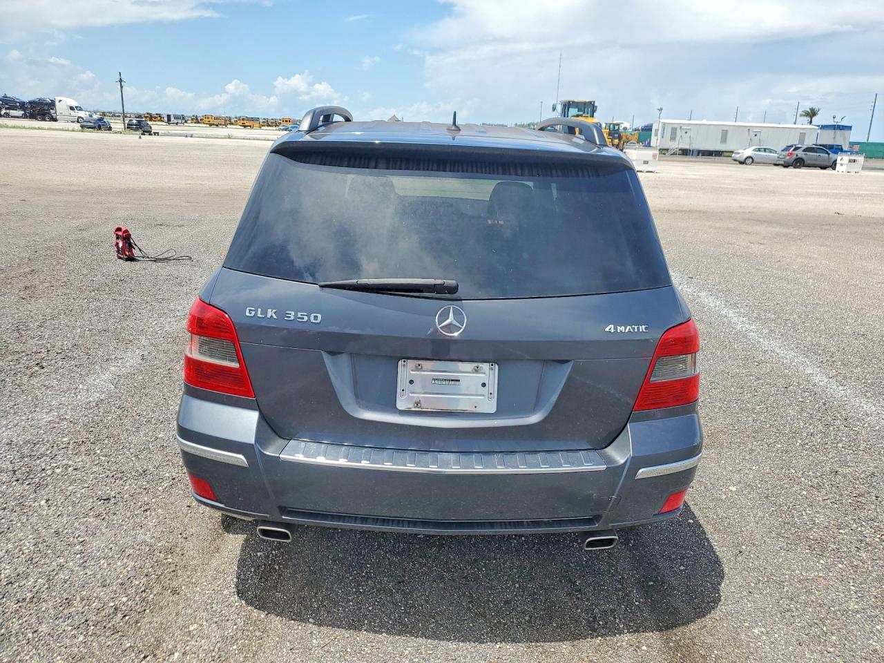 2010 Mercedes-benz Glk Gray vin: WDCGG8HB5AF335245