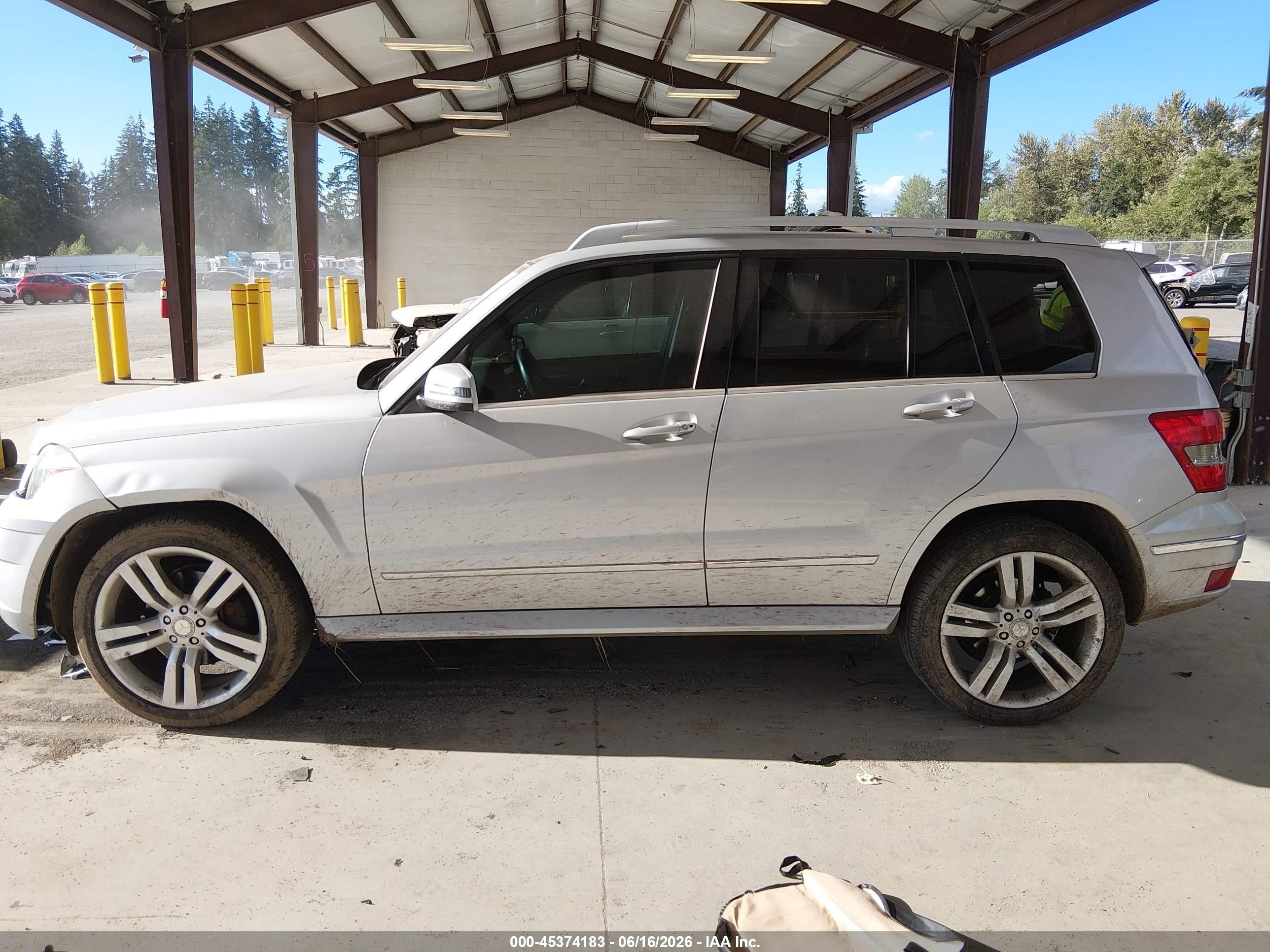 2010 Mercedes-benz Glk 350 4matic Серебряный vin: WDCGG8HB5AF511131