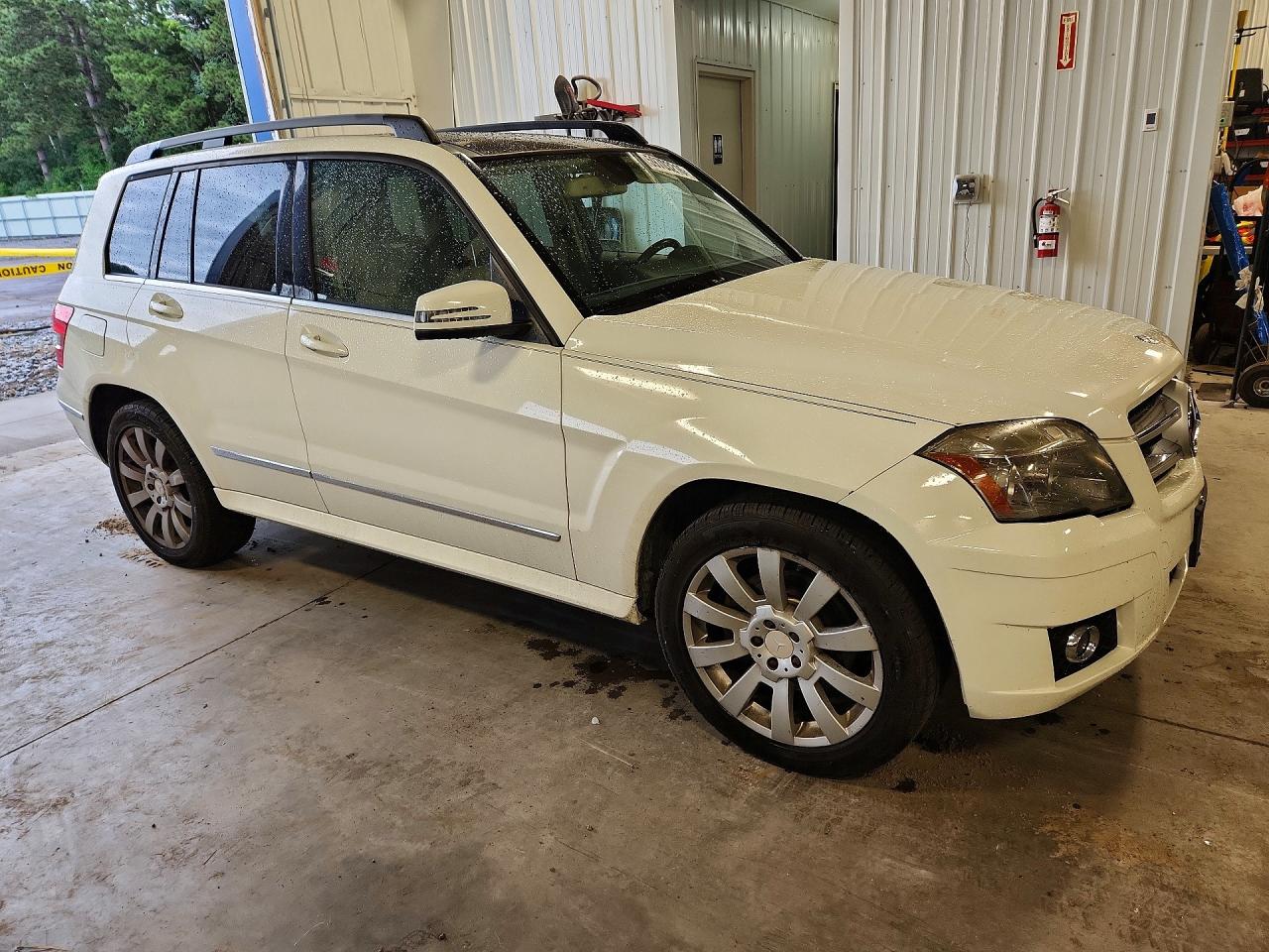 2011 Mercedes-benz Glk 350 4matic White vin: WDCGG8HB5BF602210