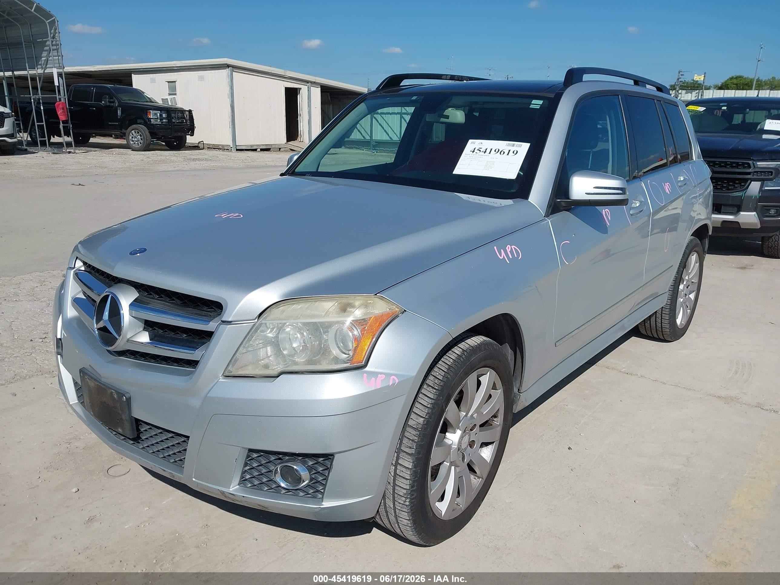 2011 Mercedes-benz Glk 350 4matic Silver vin: WDCGG8HB5BF620710