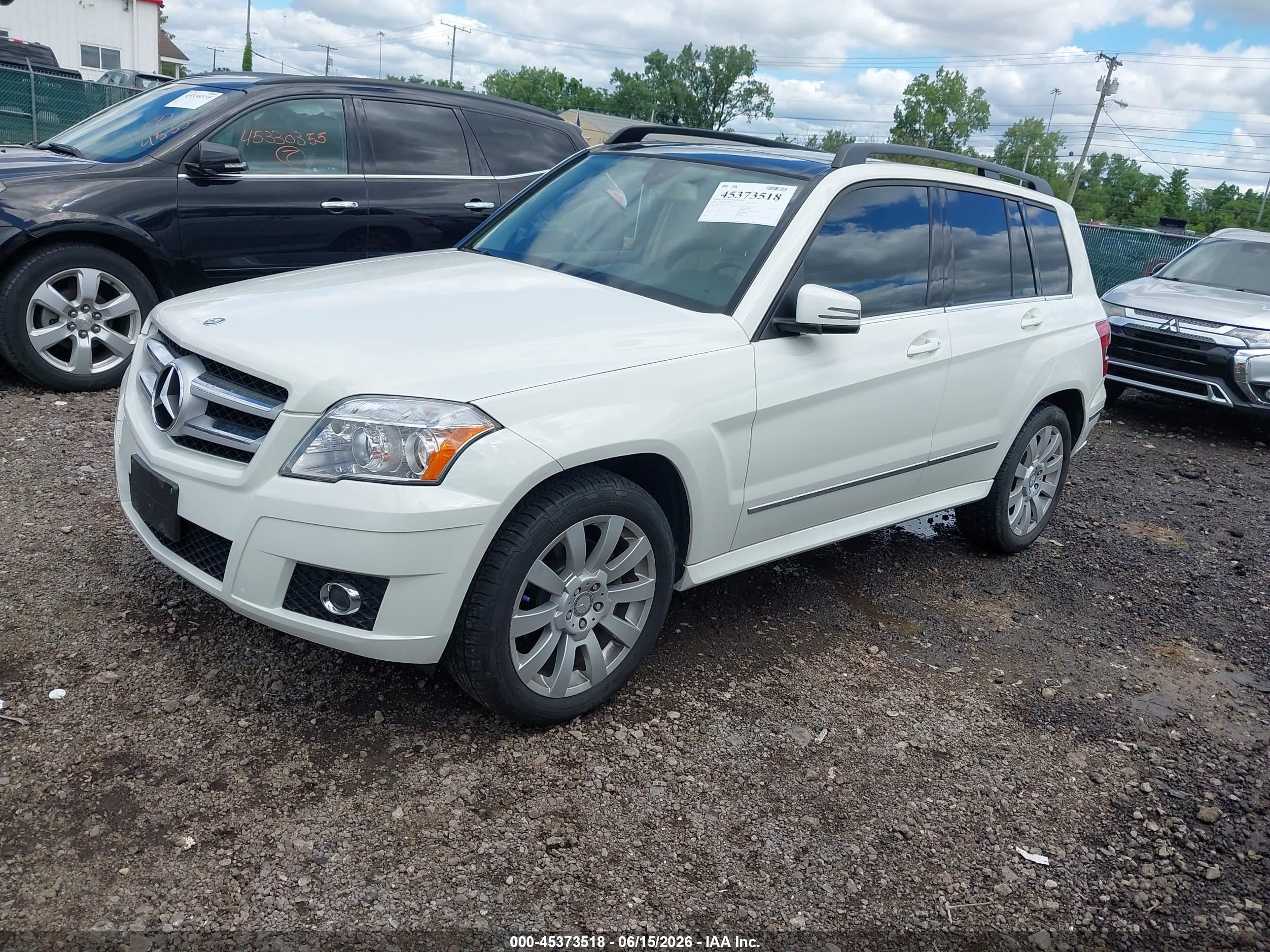 2012 Mercedes-benz Glk 350 4matic White vin: WDCGG8HB5CF729962