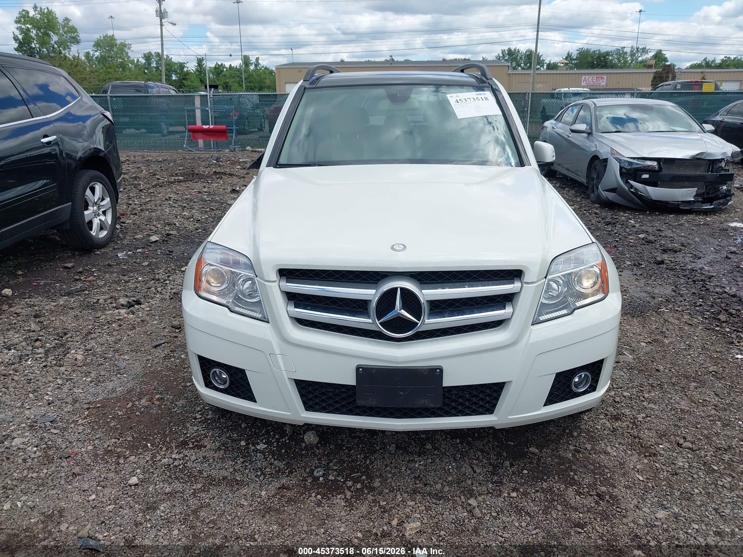 2012 Mercedes-benz Glk 350 4matic White vin: WDCGG8HB5CF729962