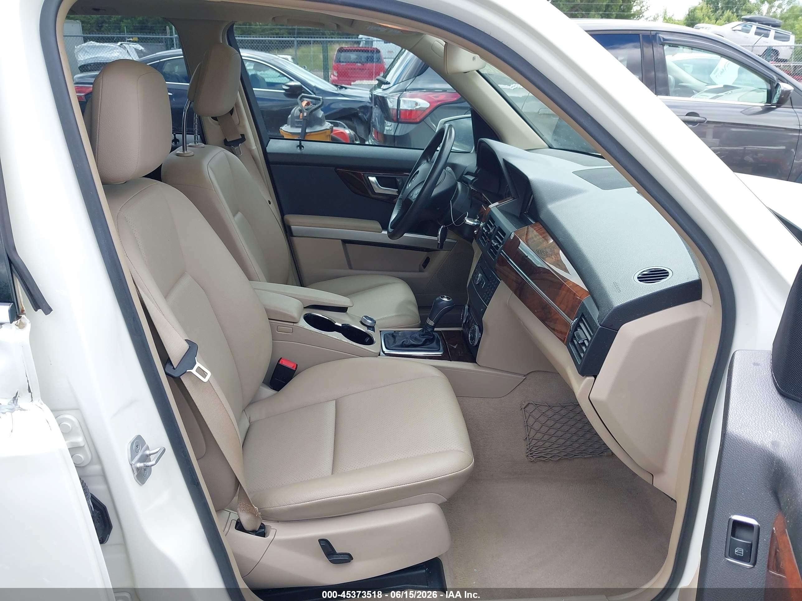 2012 Mercedes-benz Glk 350 4matic White vin: WDCGG8HB5CF729962
