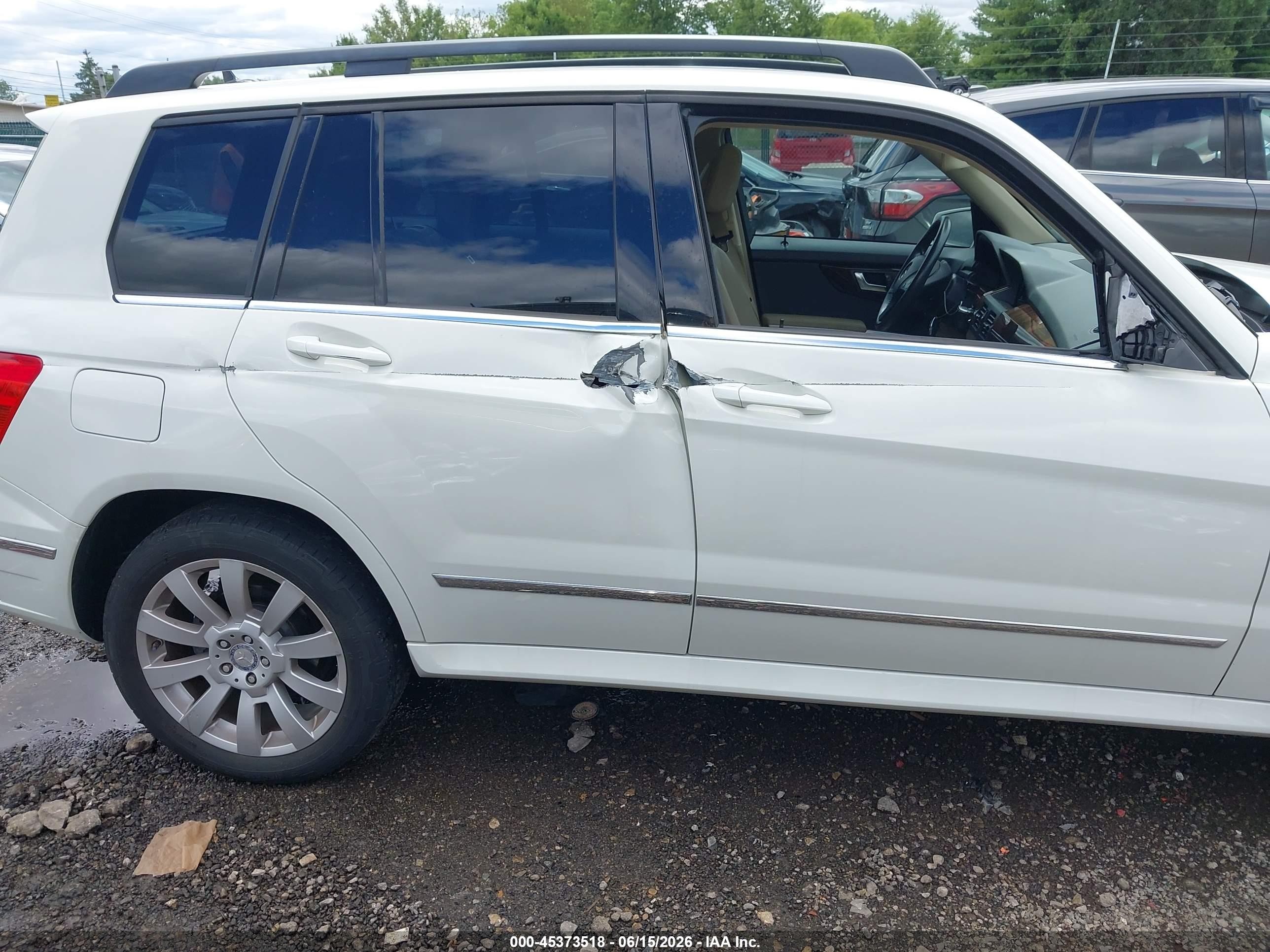 2012 Mercedes-benz Glk 350 4matic White vin: WDCGG8HB5CF729962
