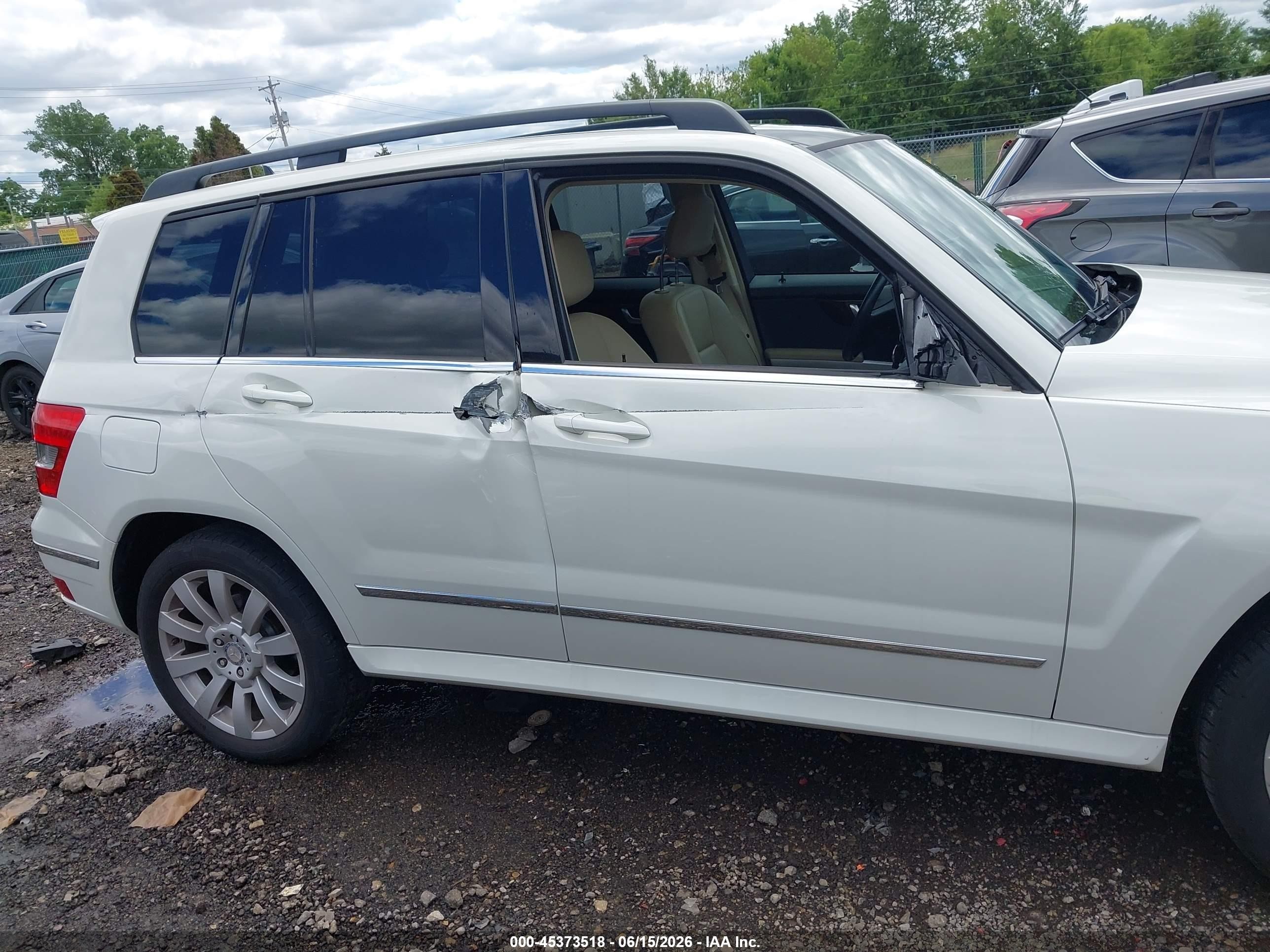 2012 Mercedes-benz Glk 350 4matic White vin: WDCGG8HB5CF729962