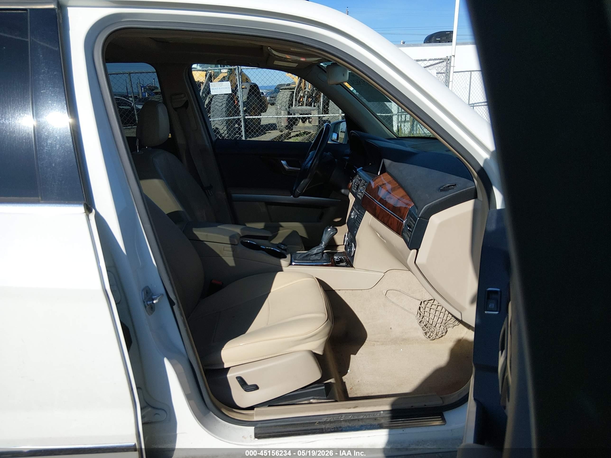 2012 Mercedes-benz Glk 350 4matic White vin: WDCGG8HB5CF843184