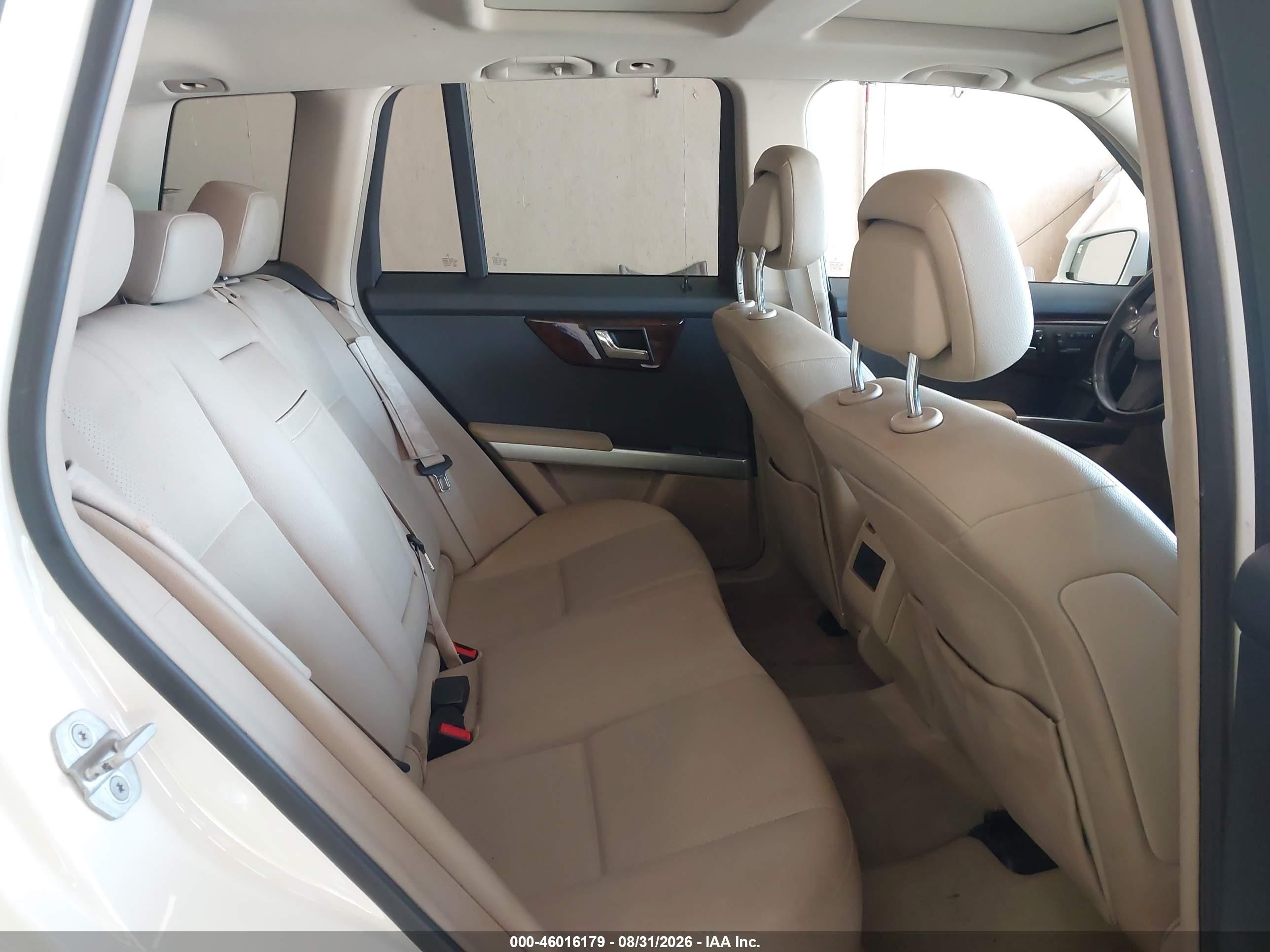 2011 Mercedes-benz Glk 350 4matic White vin: WDCGG8HB6BF537593