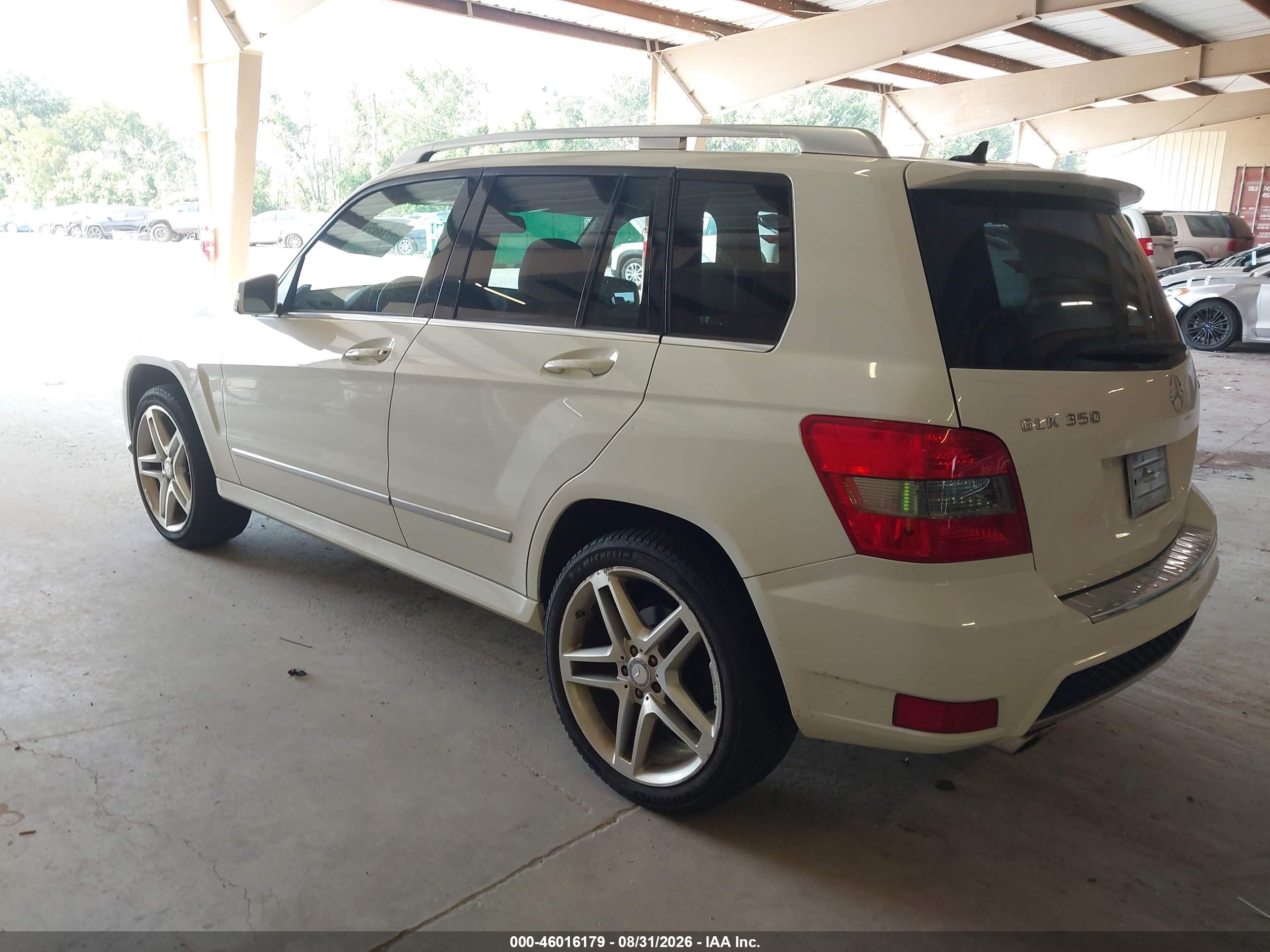 2011 Mercedes-benz Glk 350 4matic White vin: WDCGG8HB6BF537593