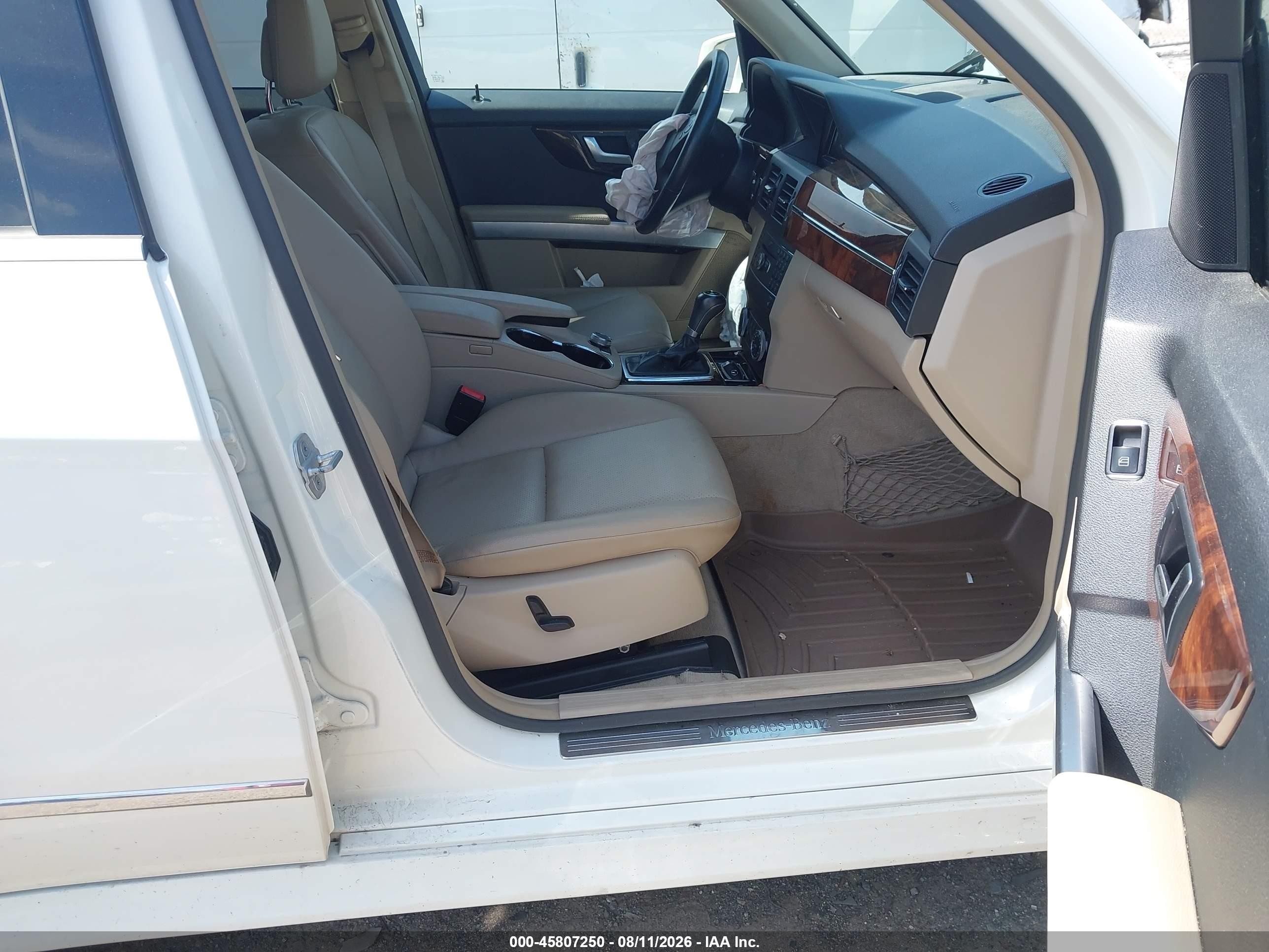 2012 Mercedes-benz Glk 350 4matic White vin: WDCGG8HB6CF867106