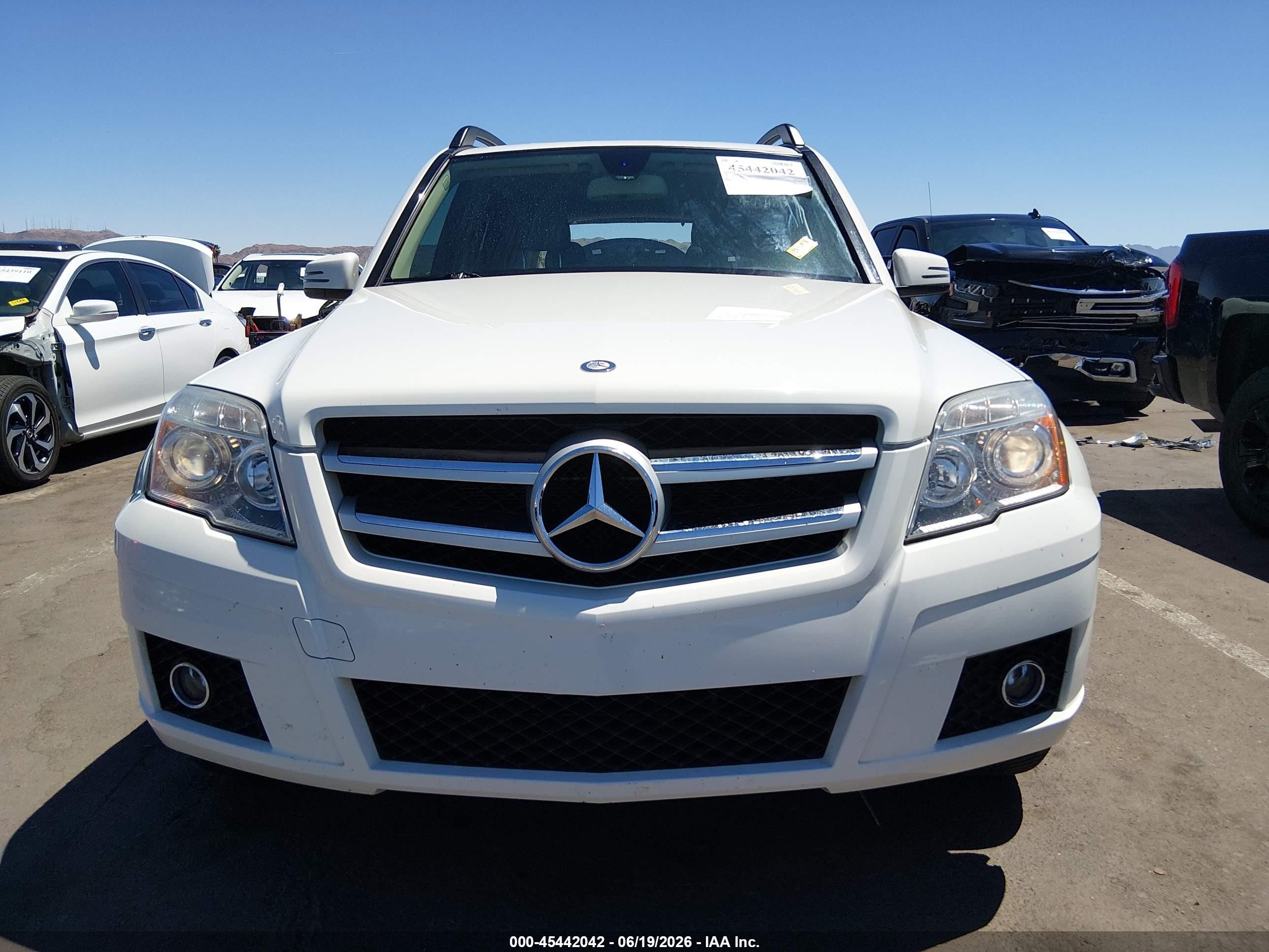 2012 Mercedes-benz Glk 350 4matic White vin: WDCGG8HB6CF877019