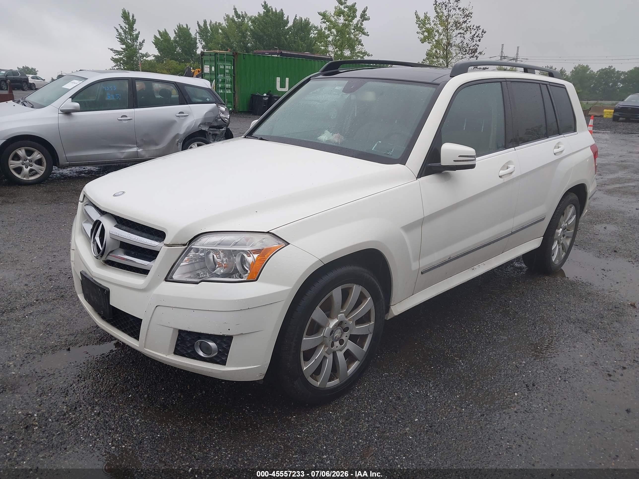 2011 Mercedes-benz Glk 350 4matic White vin: WDCGG8HB7BF609417