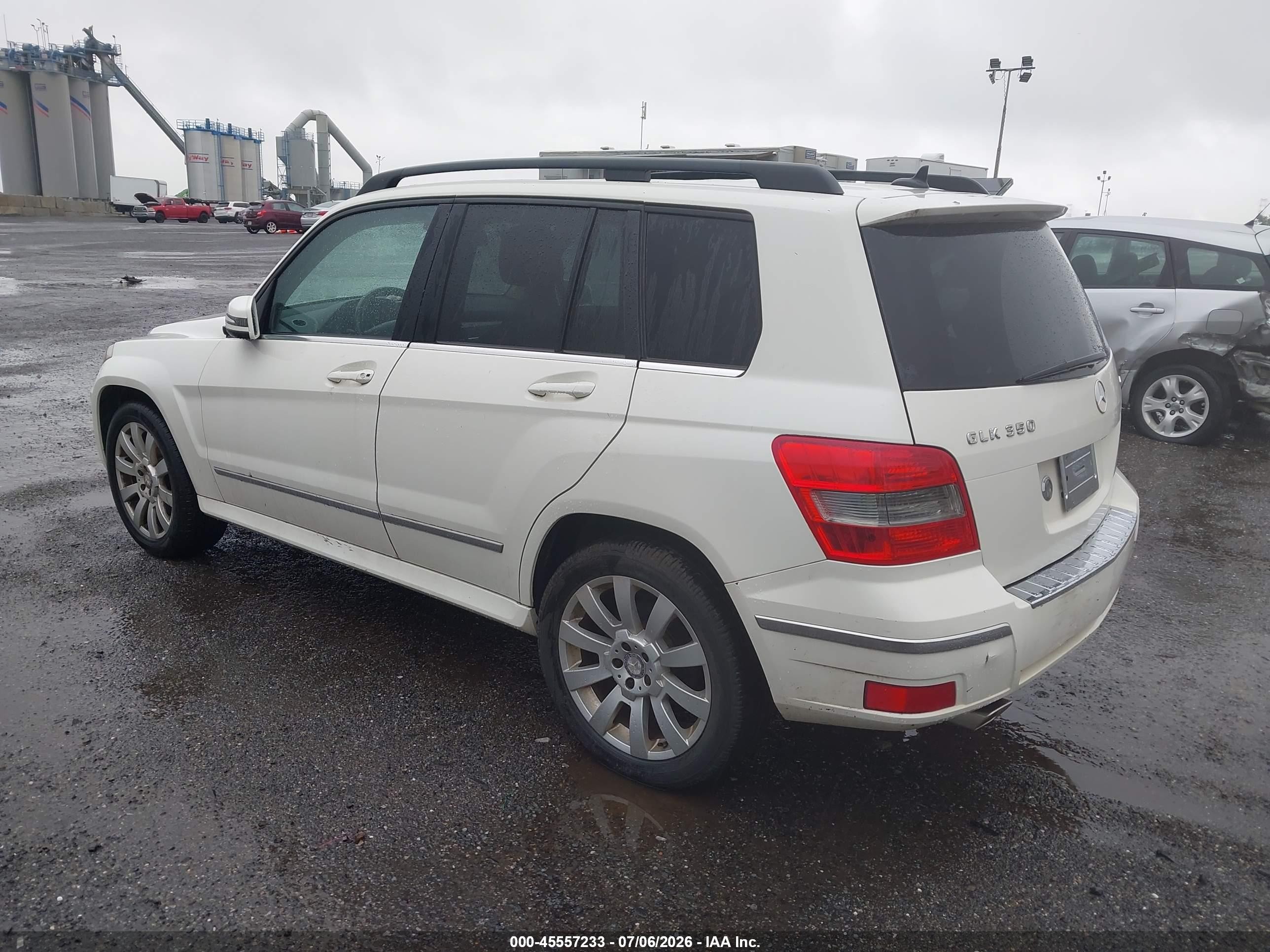 2011 Mercedes-benz Glk 350 4matic White vin: WDCGG8HB7BF609417