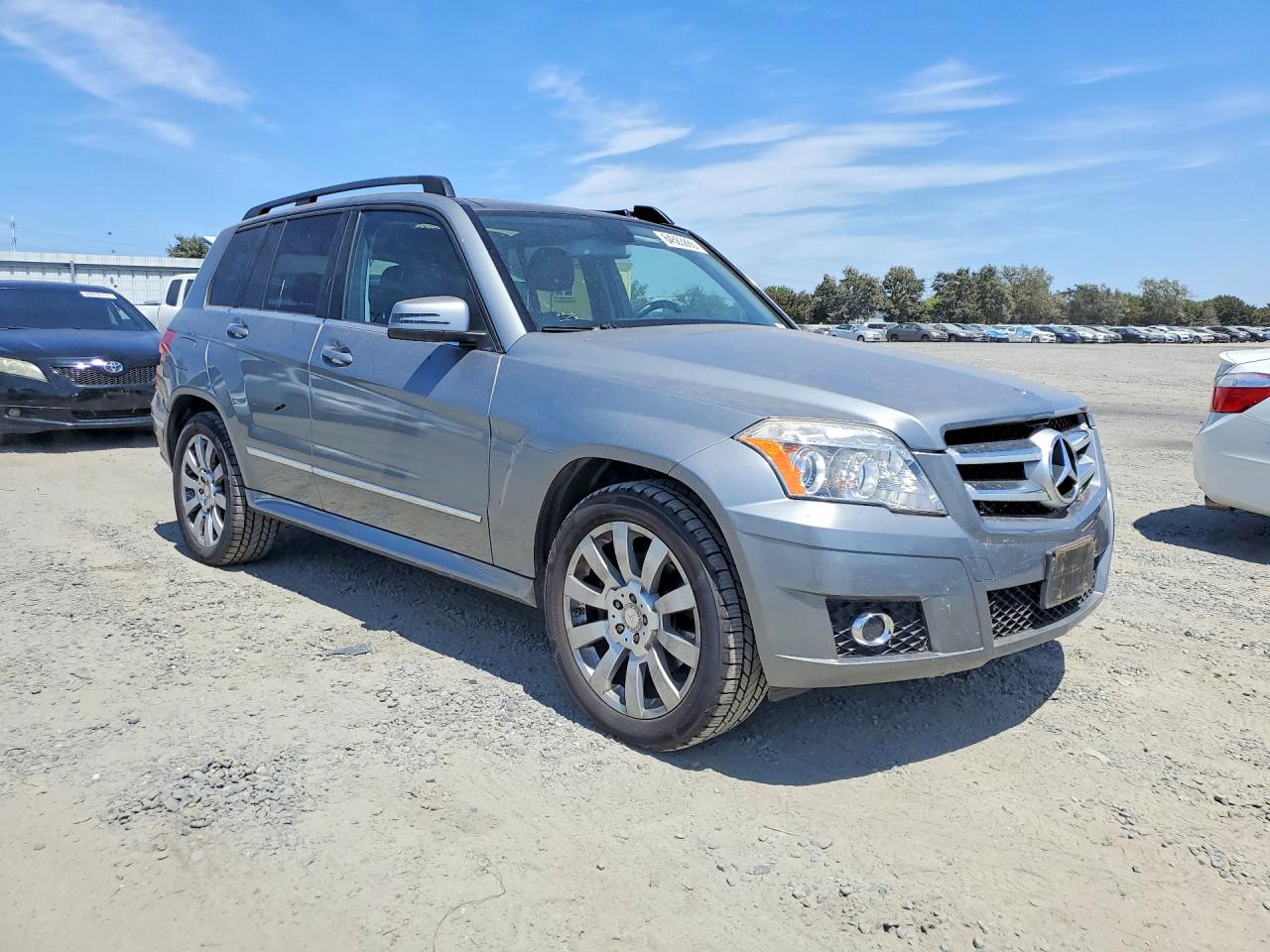 2011 Mercedes-benz Glk 350 4matic Серебряный vin: WDCGG8HB8BF582583