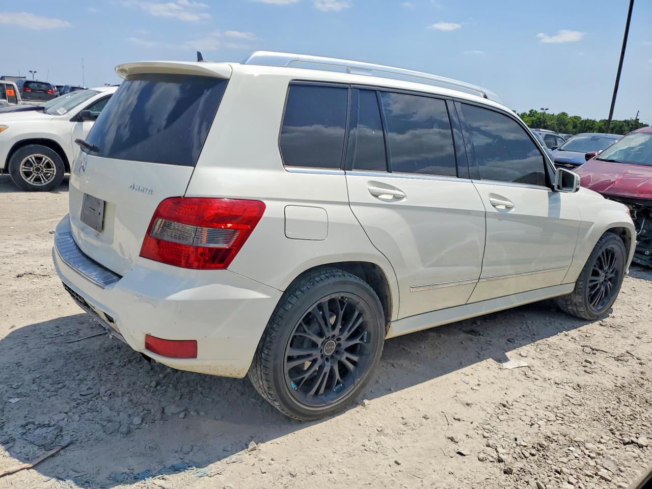 2011 Mercedes-benz Glk 350 4matic Белый vin: WDCGG8HB8BF604047