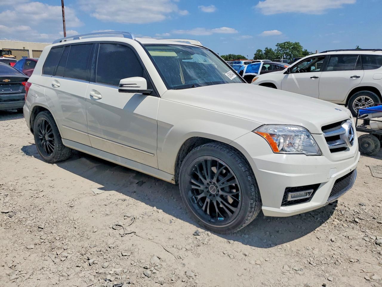 2011 Mercedes-benz Glk 350 4matic Белый vin: WDCGG8HB8BF604047