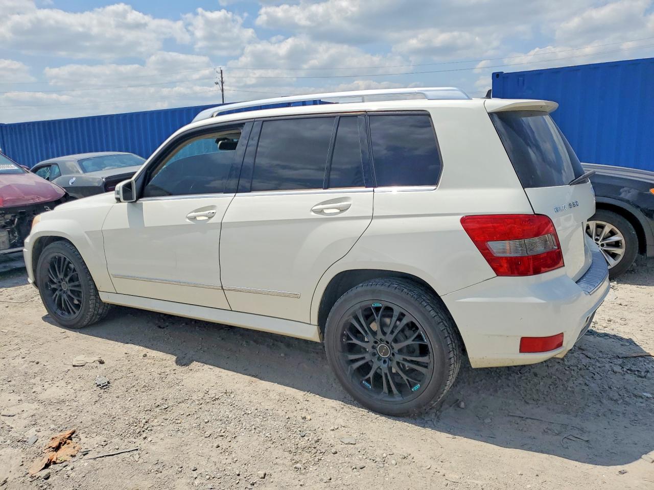 2011 Mercedes-benz Glk 350 4matic Белый vin: WDCGG8HB8BF604047