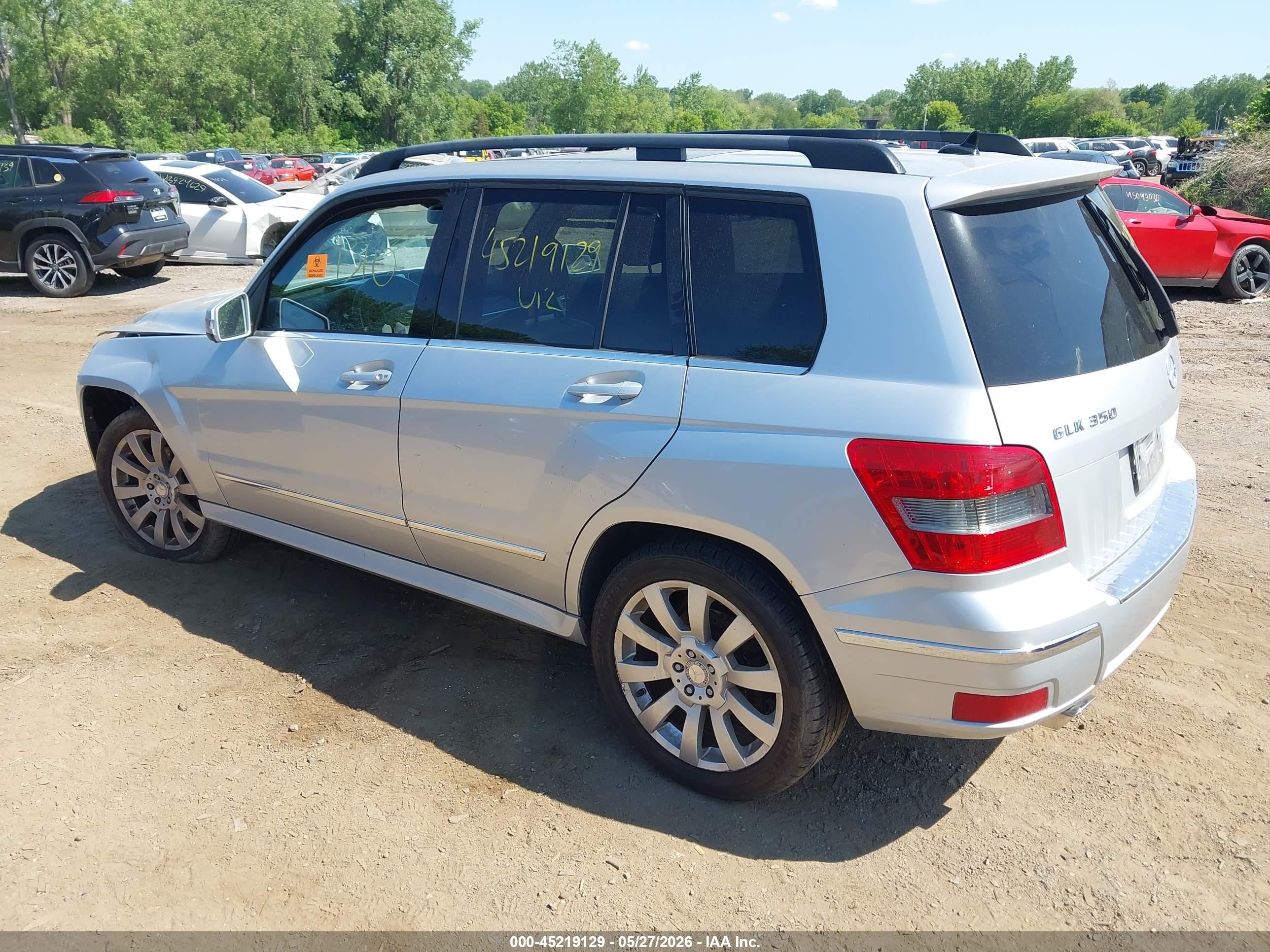 2011 Mercedes-benz Glk 350 4matic Silver vin: WDCGG8HB8BF682666
