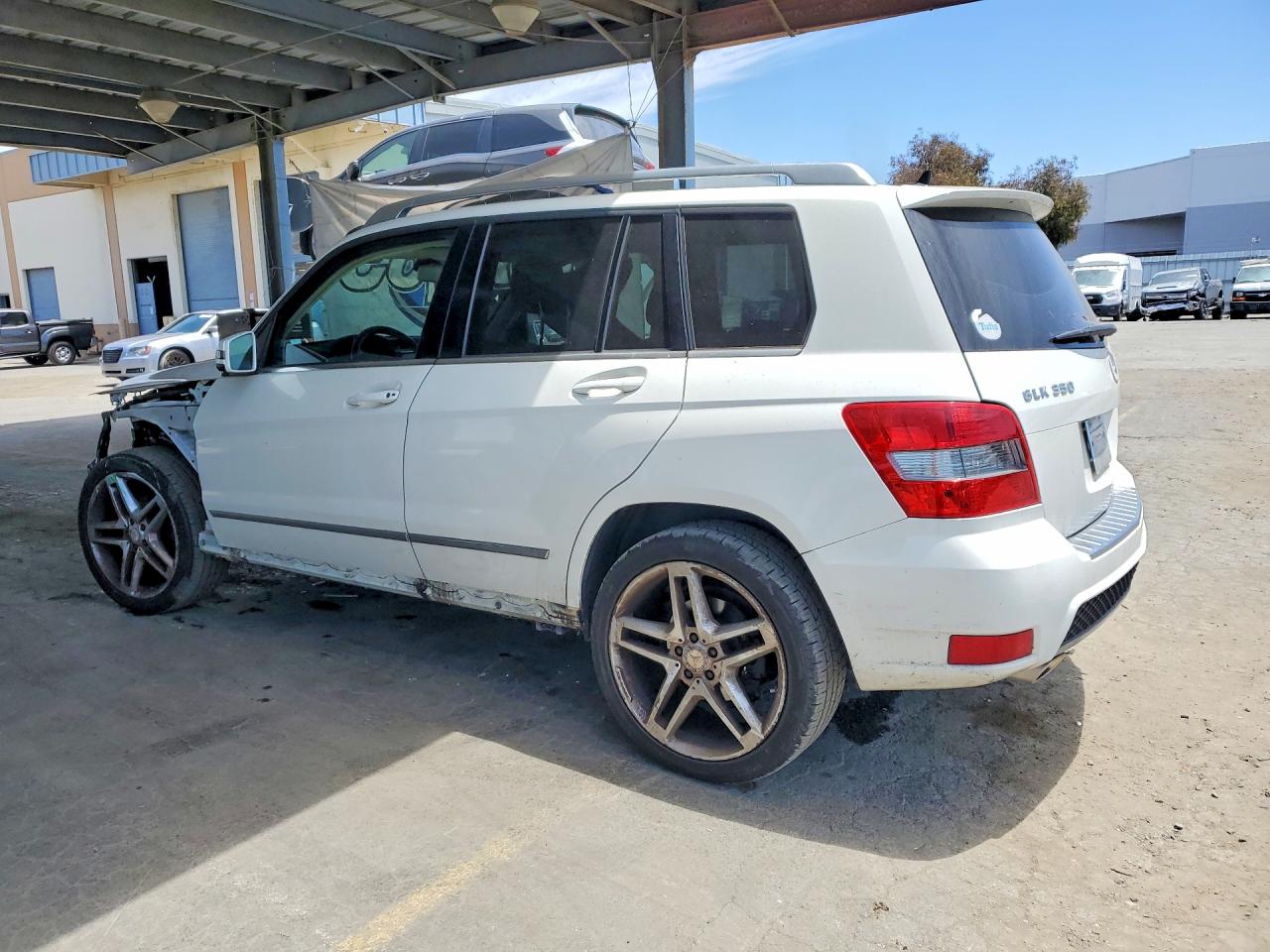 2011 Mercedes-benz Glk 350 4matic White vin: WDCGG8HB9BF640670
