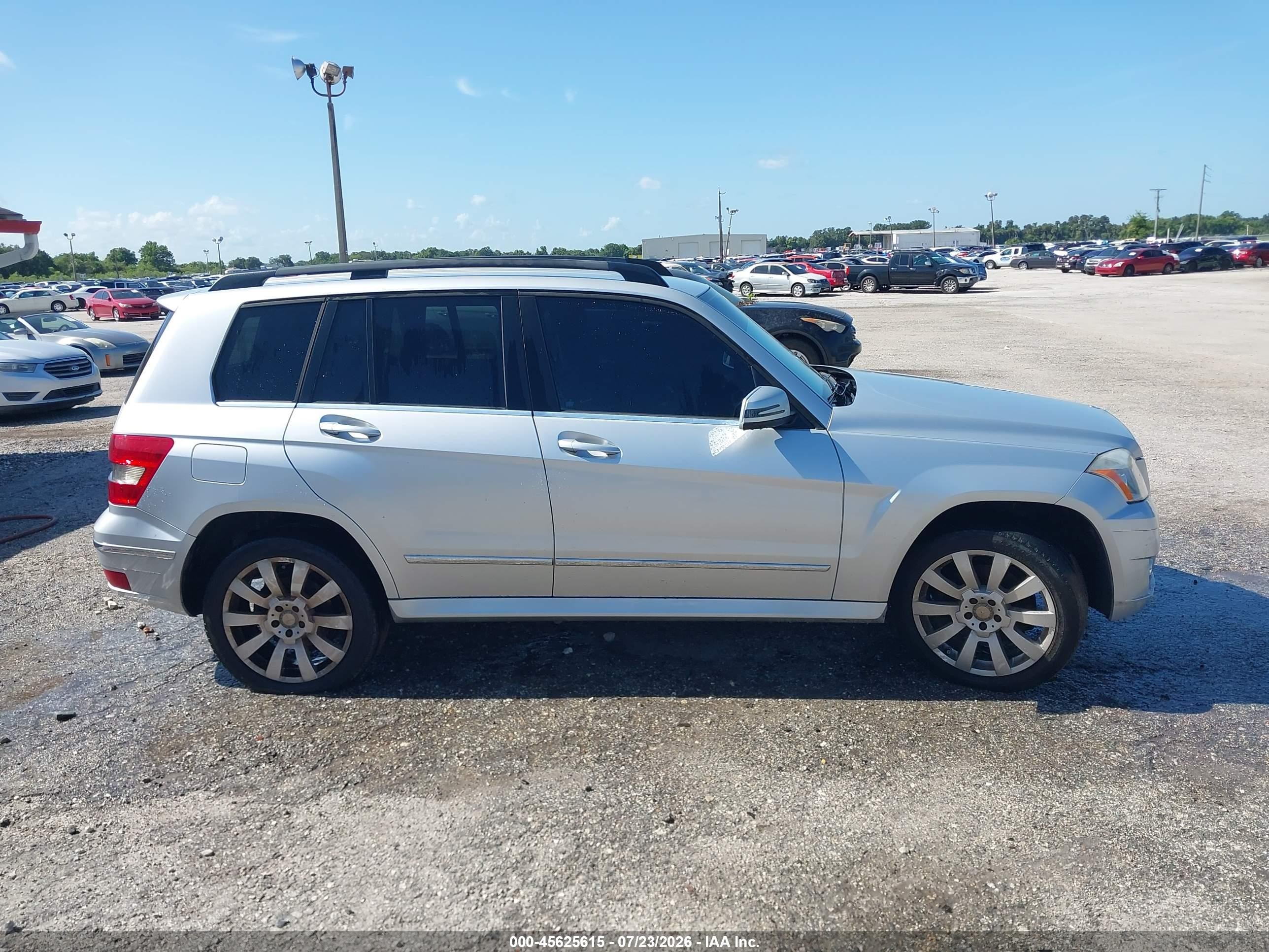 2012 Mercedes-benz Glk 350 4matic Silver vin: WDCGG8HB9CF841647