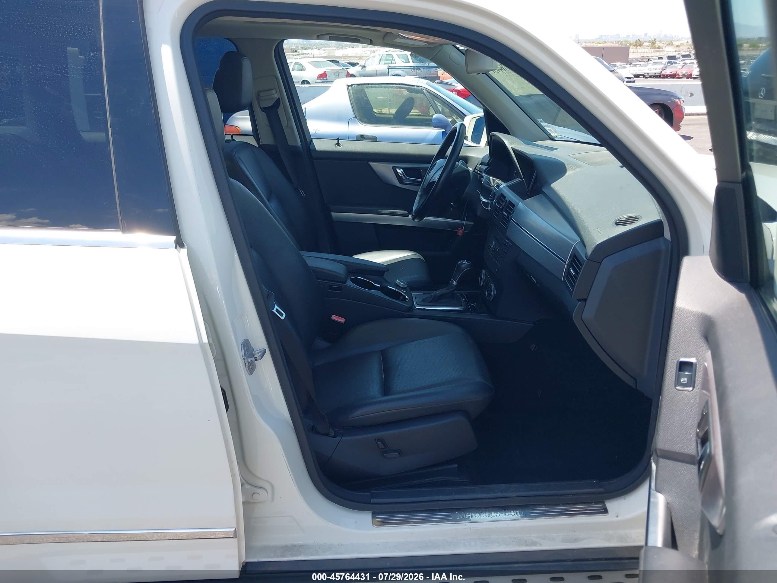 2010 Mercedes-benz Glk 350 4matic White vin: WDCGG8HBXAF260946