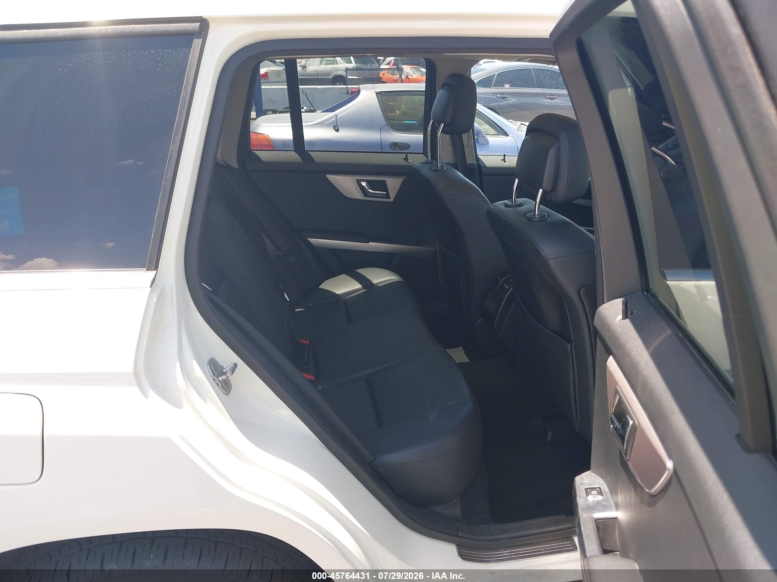 2010 Mercedes-benz Glk 350 4matic White vin: WDCGG8HBXAF260946