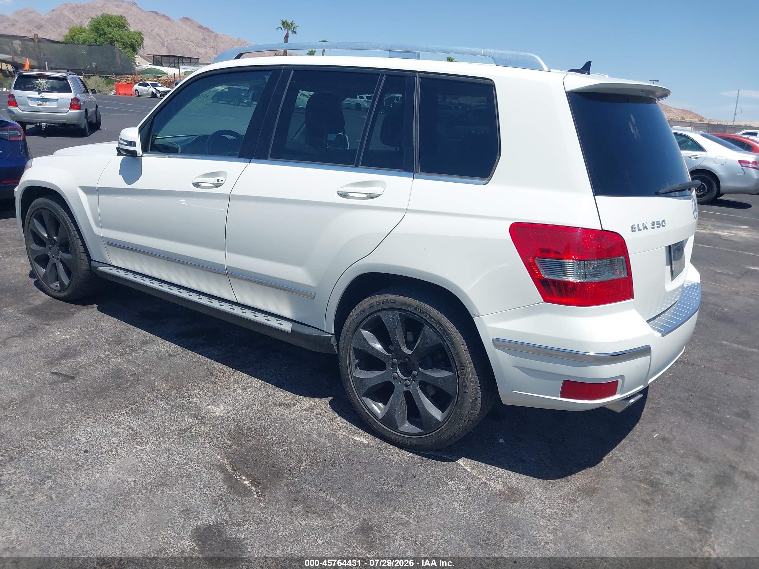 2010 Mercedes-benz Glk 350 4matic White vin: WDCGG8HBXAF260946