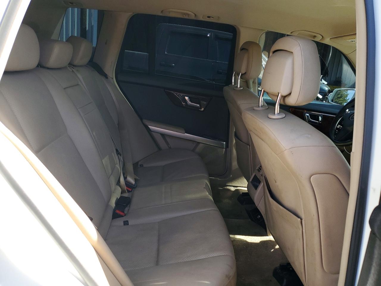2010 Mercedes-benz Glk 350 4matic White vin: WDCGG8HBXAF311653