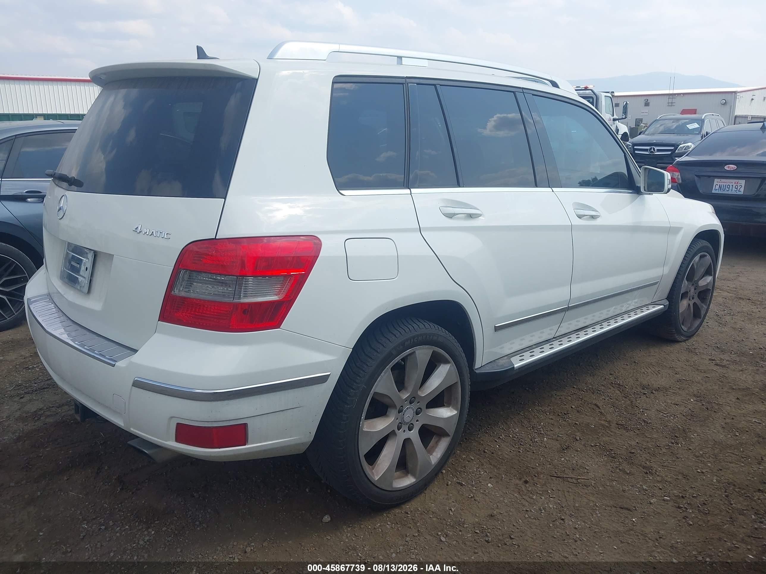 2010 Mercedes-benz Glk 350 4matic White vin: WDCGG8HBXAF411137