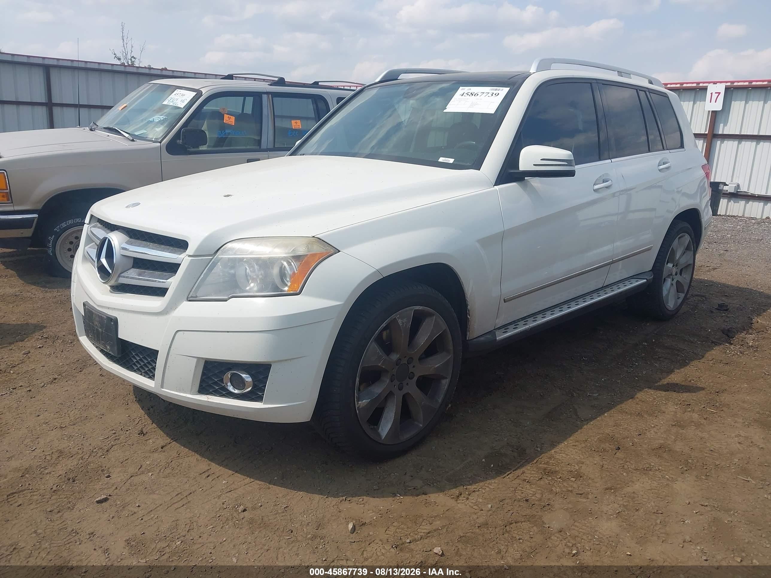 2010 Mercedes-benz Glk 350 4matic White vin: WDCGG8HBXAF411137