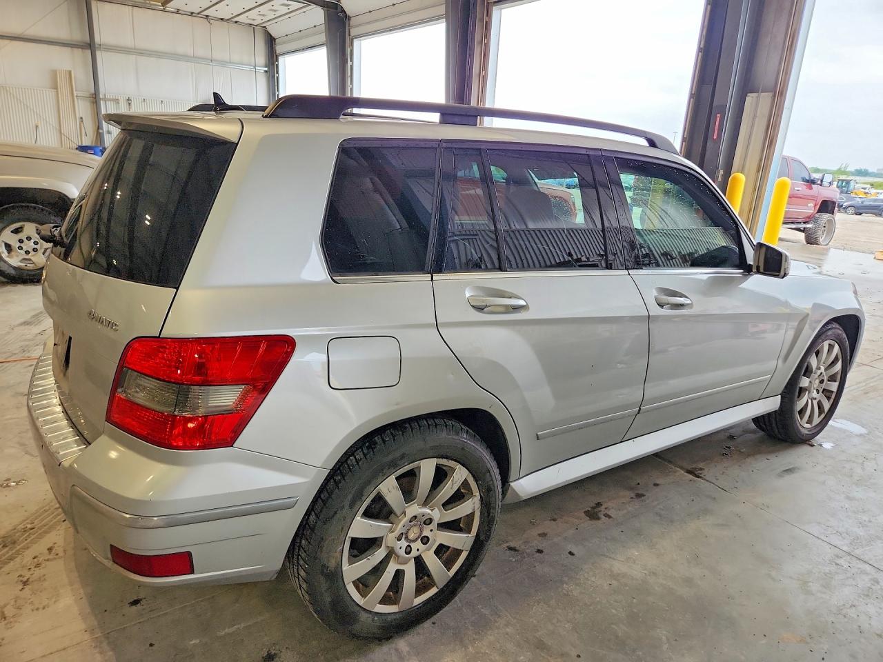 2010 Mercedes-benz Glk 350 4matic Silver vin: WDCGG8HBXAF479468