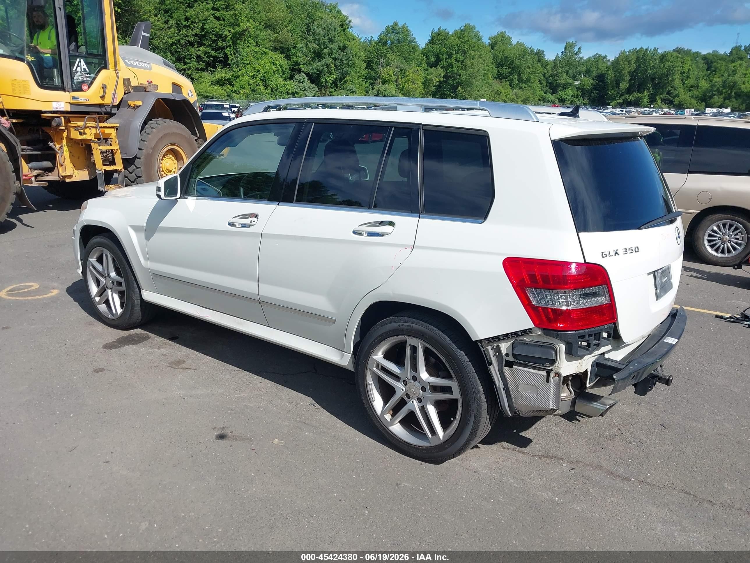 2011 Mercedes-benz Glk 350 4matic White vin: WDCGG8HBXBF569883