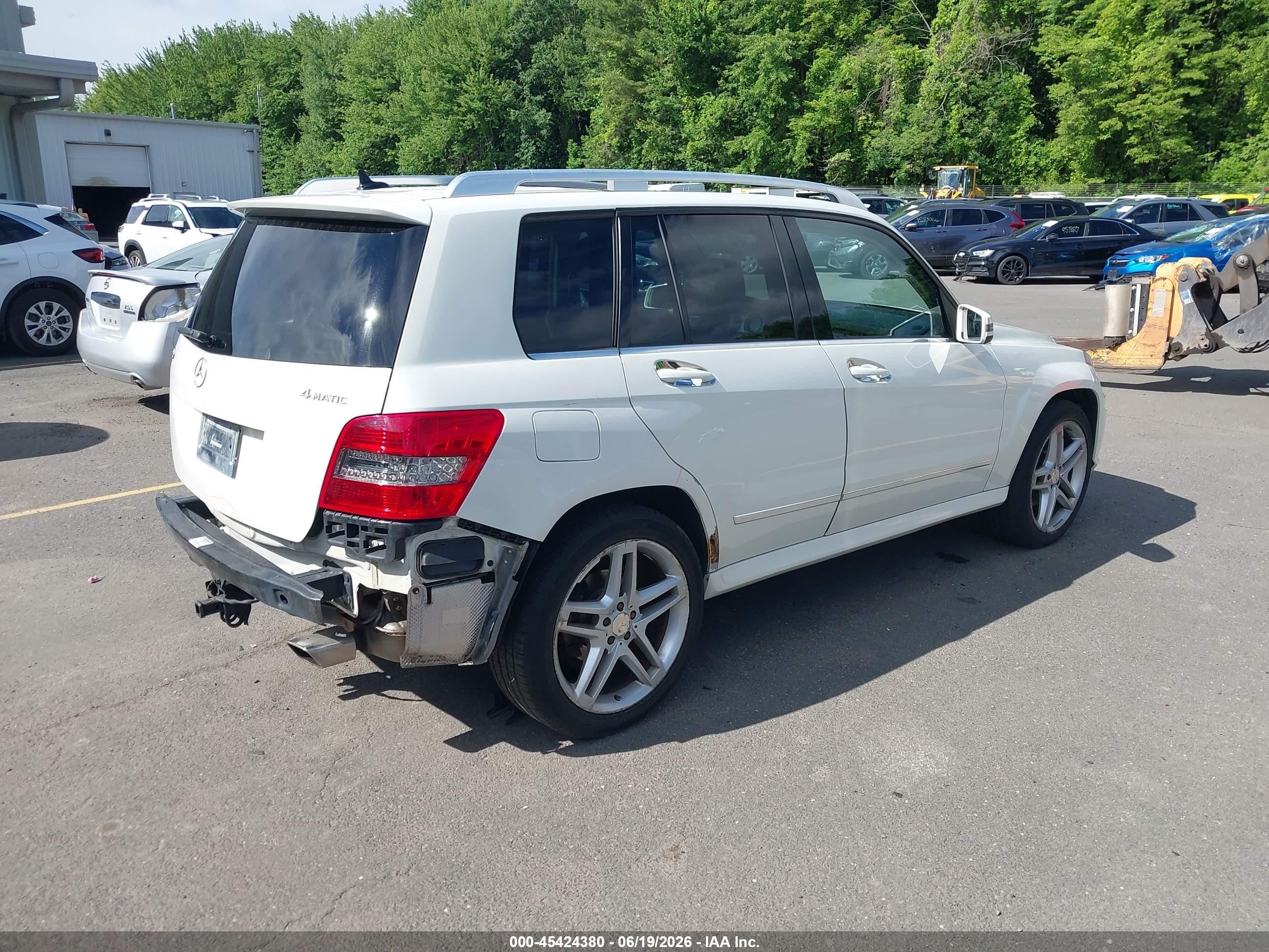 2011 Mercedes-benz Glk 350 4matic White vin: WDCGG8HBXBF569883