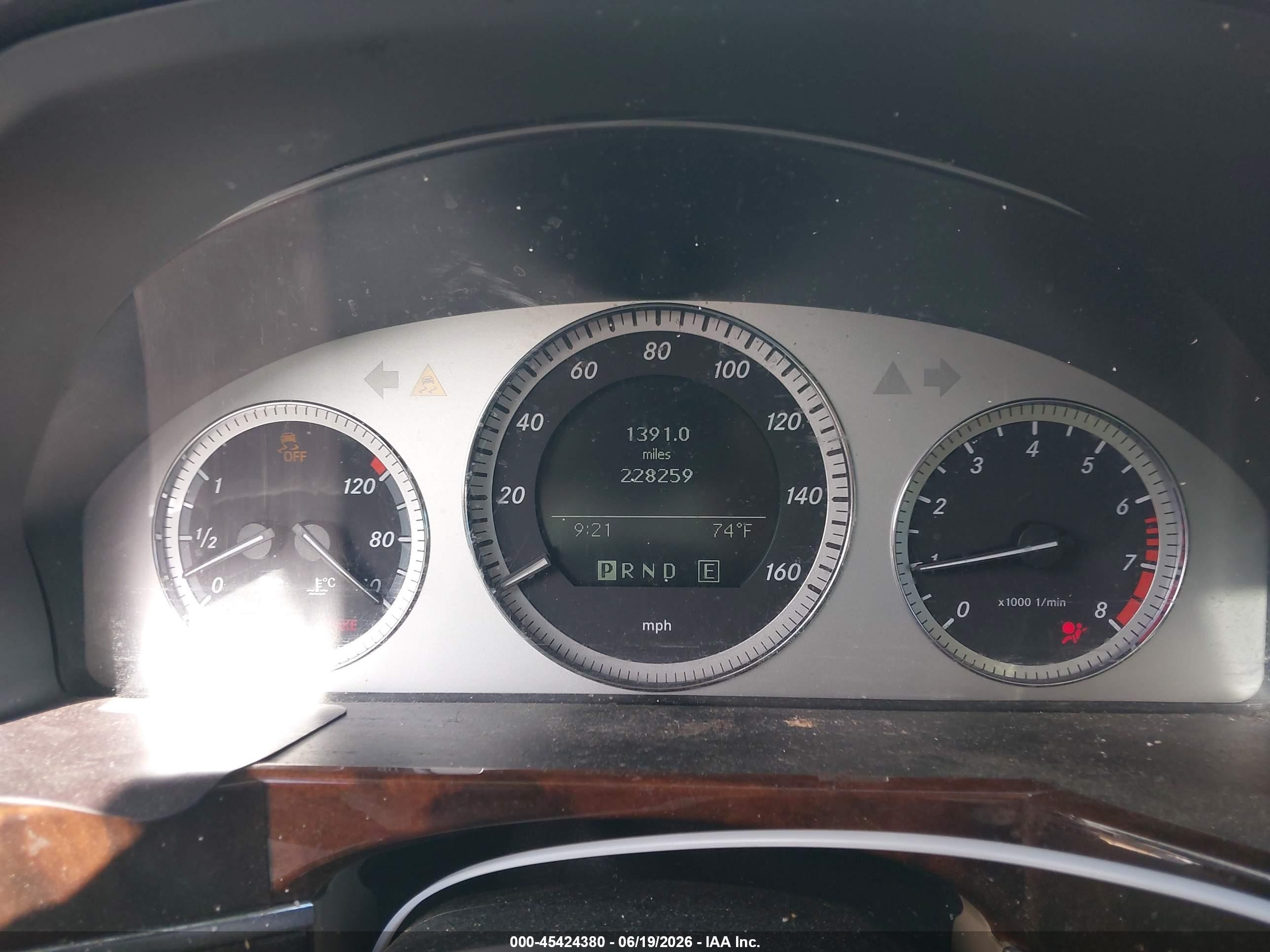 2011 Mercedes-benz Glk 350 4matic White vin: WDCGG8HBXBF569883