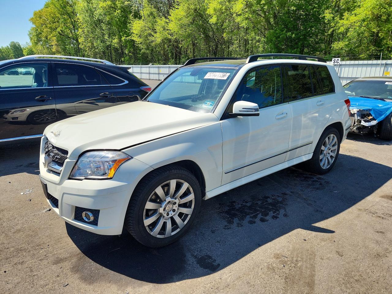 2011 Mercedes-benz Glk 350 4matic White vin: WDCGG8HBXBF574128