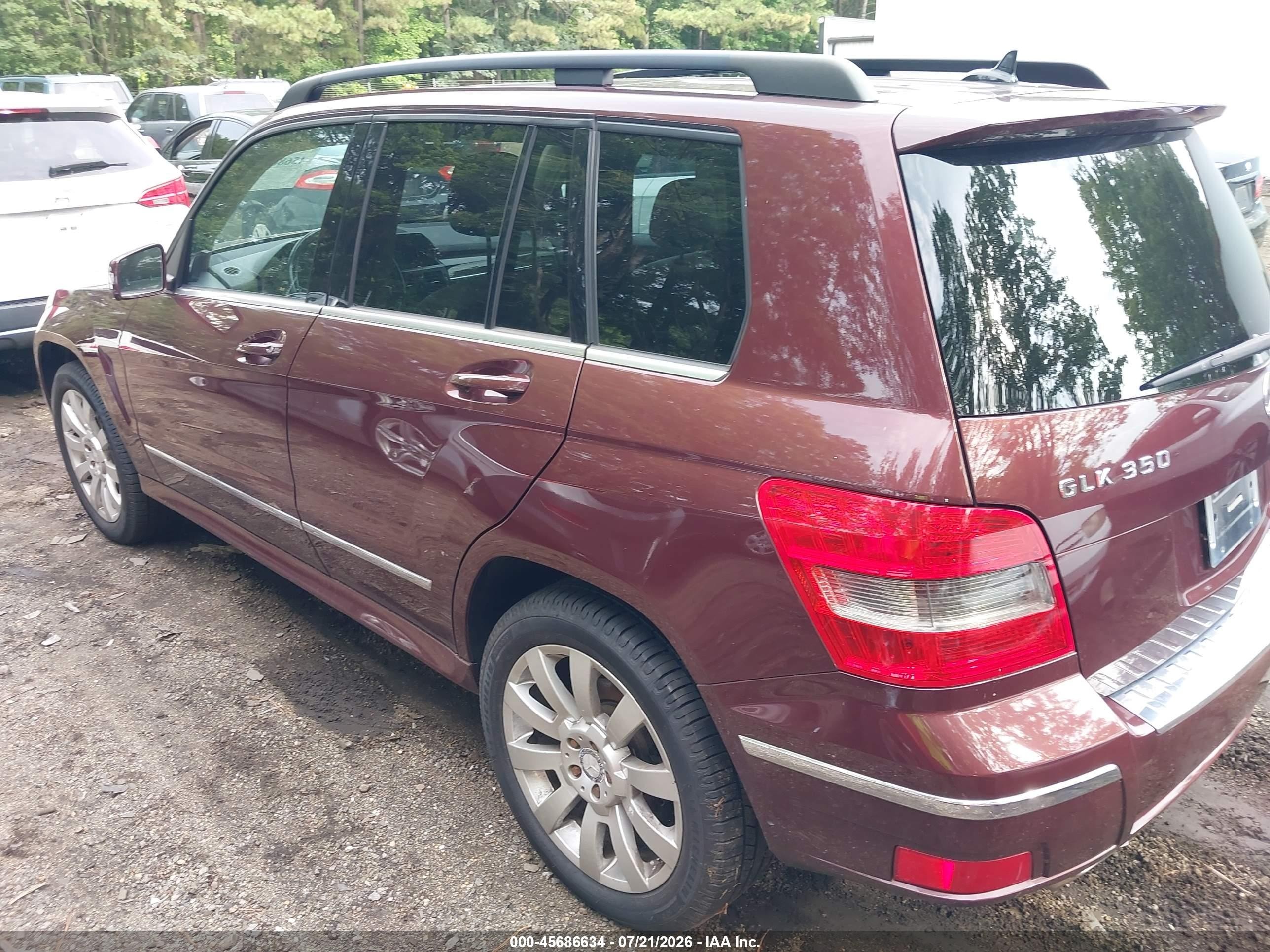 2011 Mercedes-benz Glk 350 4matic Maroon vin: WDCGG8HBXBF688131