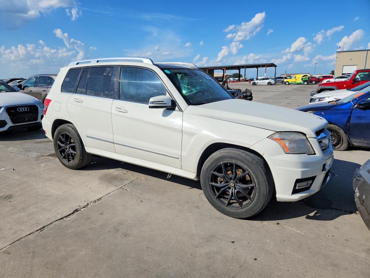 2012 Mercedes-benz Glk 350 4matic White vin: WDCGG8HBXCF754372
