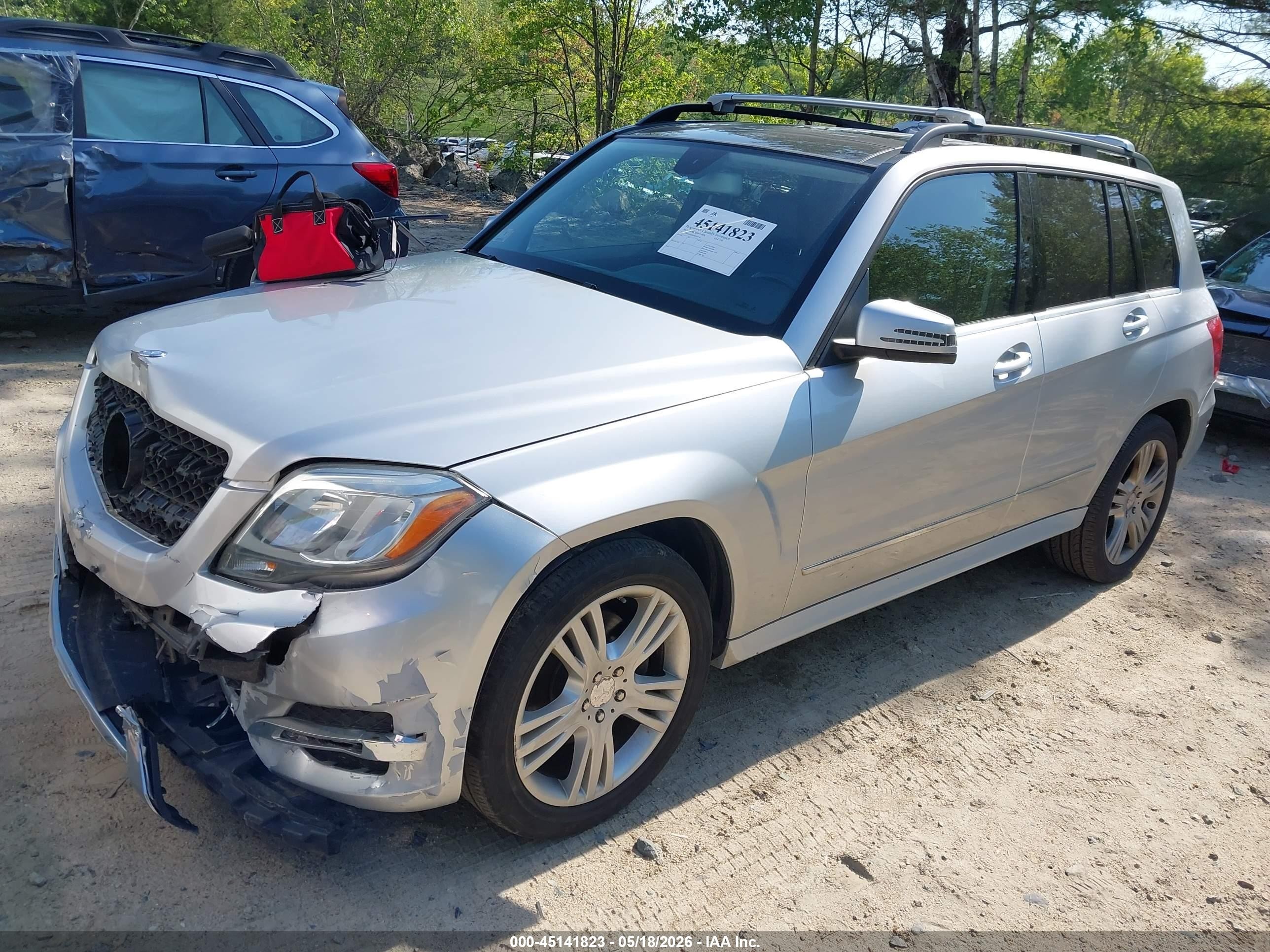 2013 Mercedes-benz Glk 350 4matic Серебряный vin: WDCGG8JB0DG103130