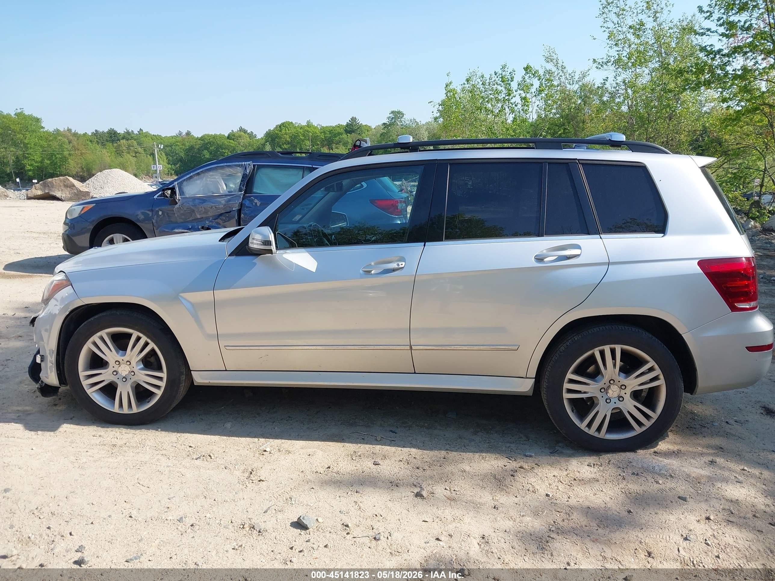 2013 Mercedes-benz Glk 350 4matic Серебряный vin: WDCGG8JB0DG103130