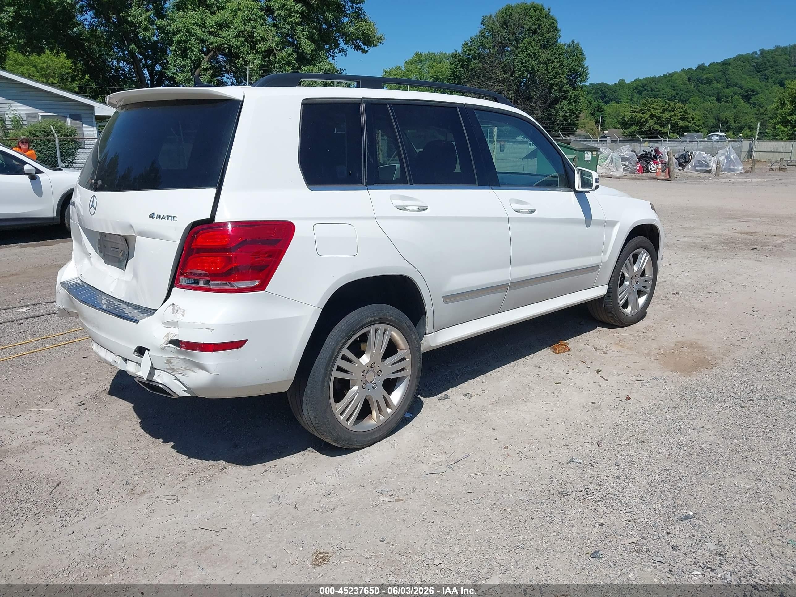 2014 Mercedes-benz Glk 350 4matic White vin: WDCGG8JB0EG305242