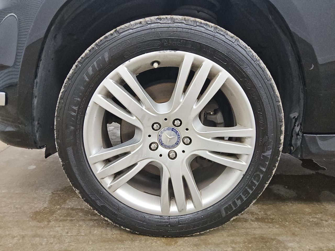2015 Mercedes-benz Glk 350 4matic Black vin: WDCGG8JB0FG372246 Damage: Left Front Wheel, Curb Rash, 5 To 6 Inches