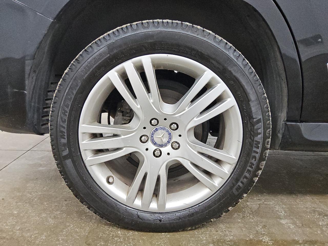 2015 Mercedes-benz Glk 350 4matic Black vin: WDCGG8JB0FG372246 Damage: Right Rear Wheel, Curb Rash, 2 To 3 Inches